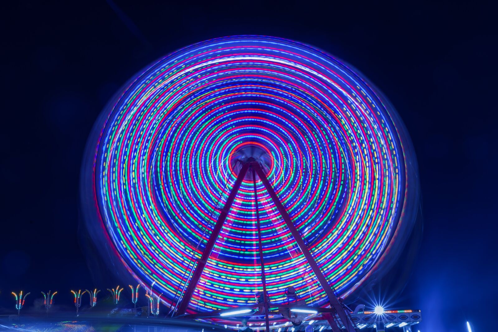 Tamron SP 24-70mm F2.8 Di VC USD sample photo. Park, luna, circus photography