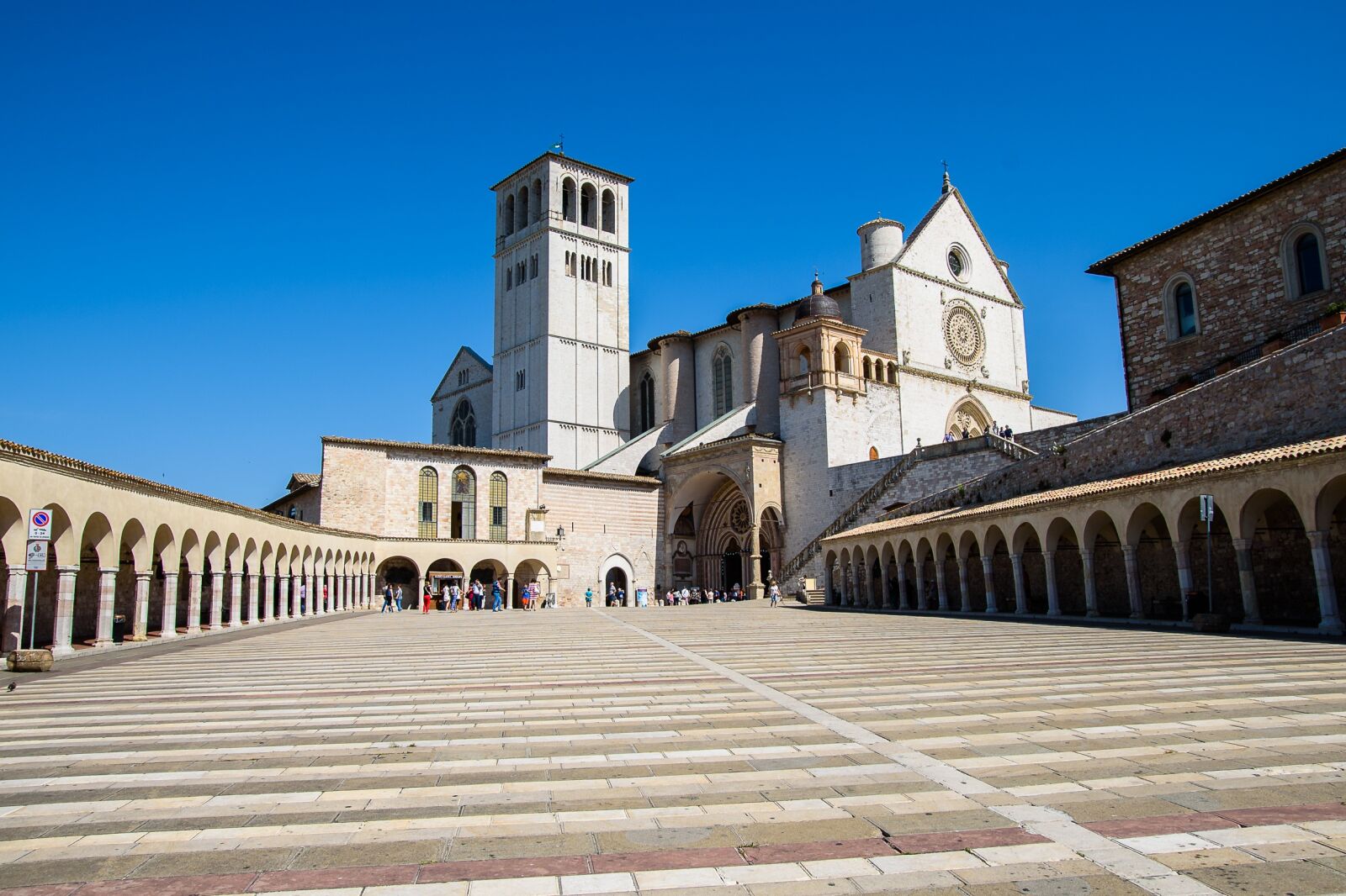 Nikon D750 sample photo. Assisi, asiz, square photography