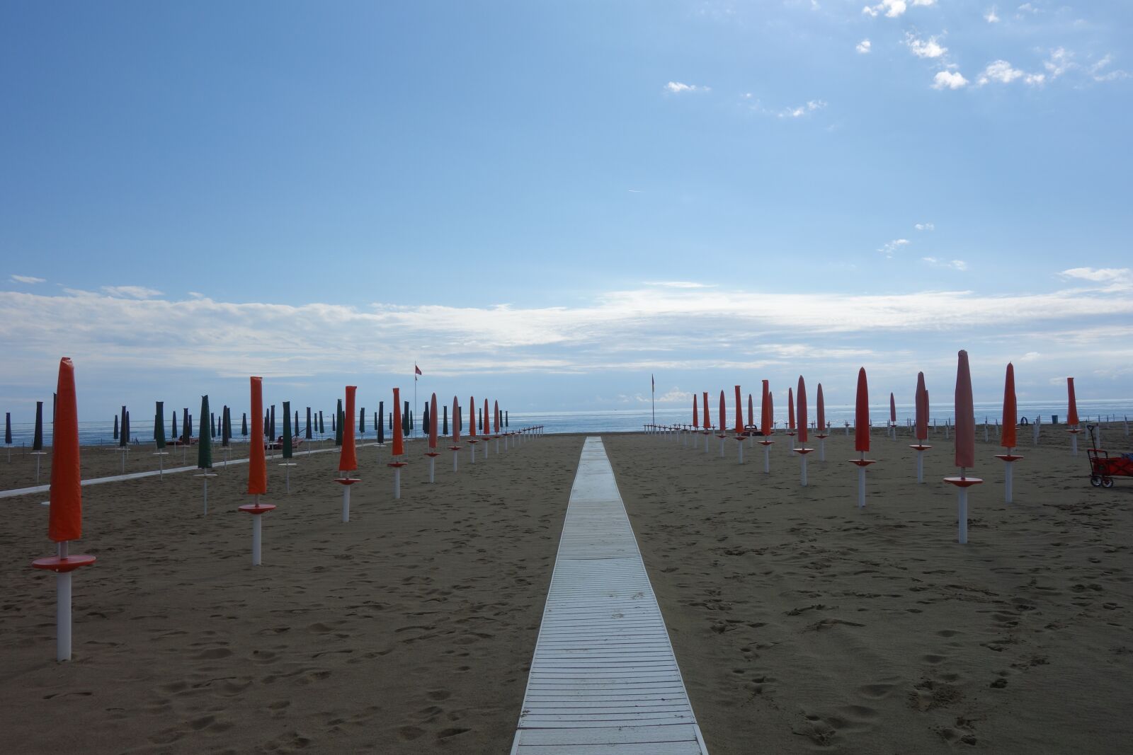 Sony Cyber-shot DSC-RX100 sample photo. Viareggio, italy, beach photography