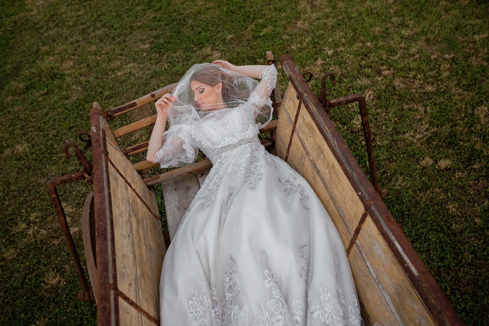 Canon EF 16-35mm F2.8L II USM sample photo. Carriage, sleeping beauty, wedding photography