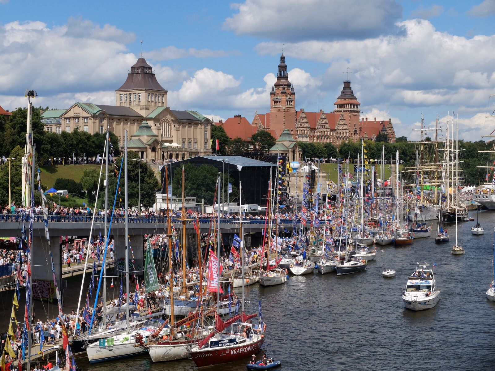 Fujifilm X30 sample photo. Szczecin, the old town photography