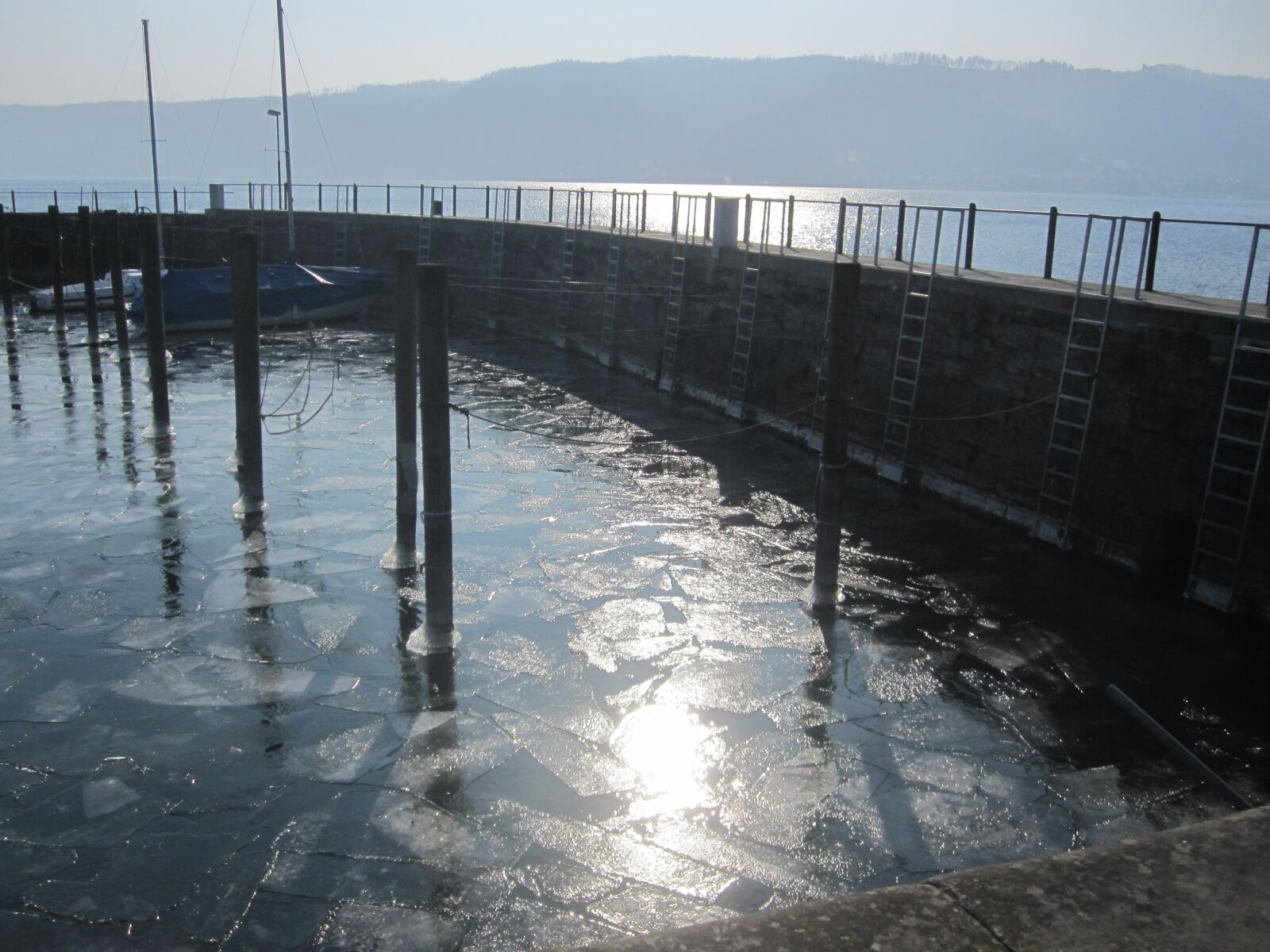 Canon PowerShot SD780 IS (Digital IXUS 100 IS / IXY Digital 210 IS) sample photo. Lake, lake constance, port photography