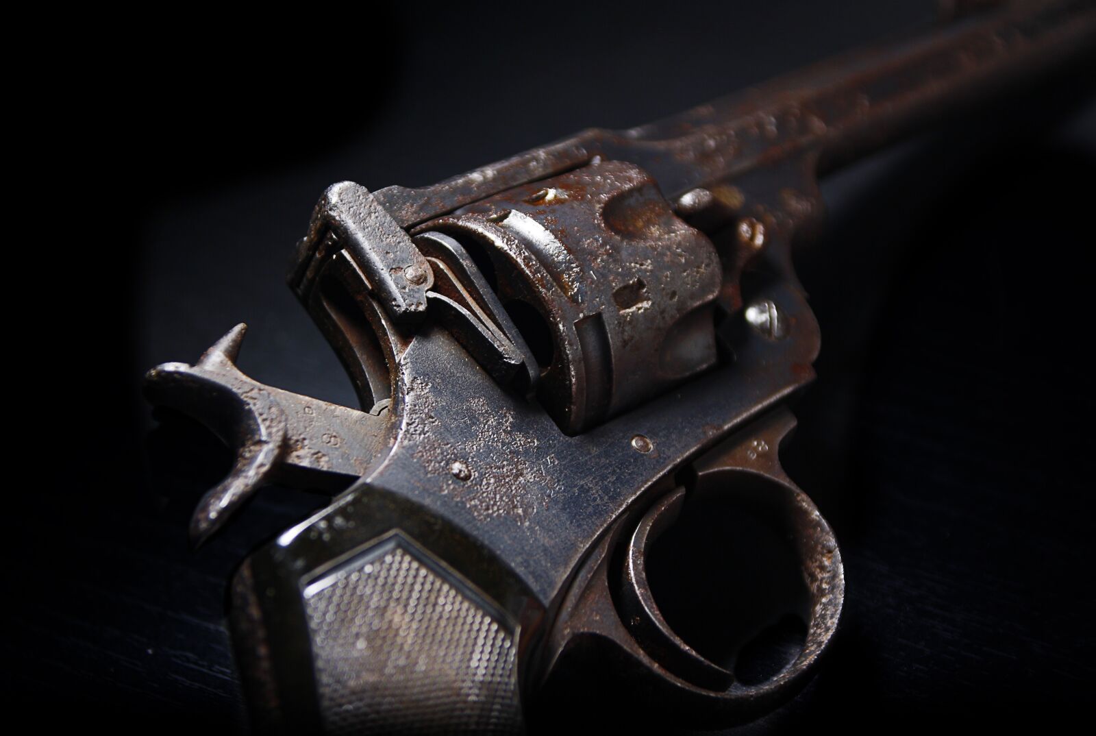 Canon EOS 1000D (EOS Digital Rebel XS / EOS Kiss F) sample photo. Weapon, hand gun, handgun photography