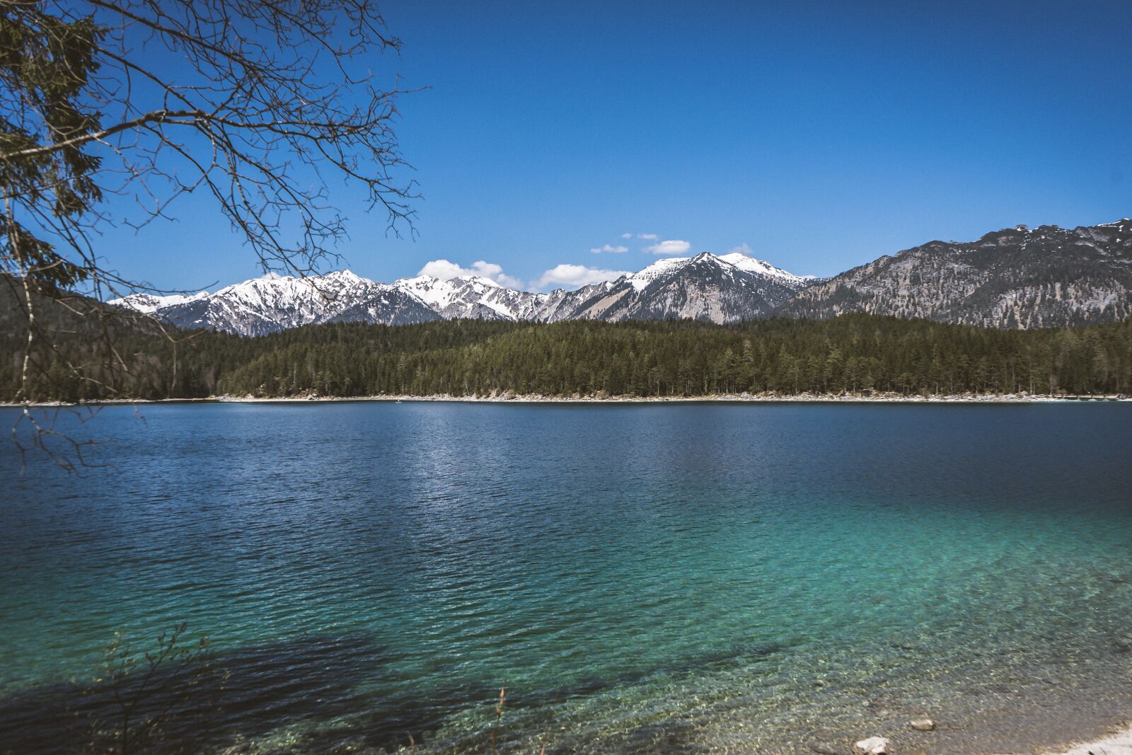 Sony a7 II + Sony FE 28-70mm F3.5-5.6 OSS sample photo. Lake, eibsee, bavaria photography