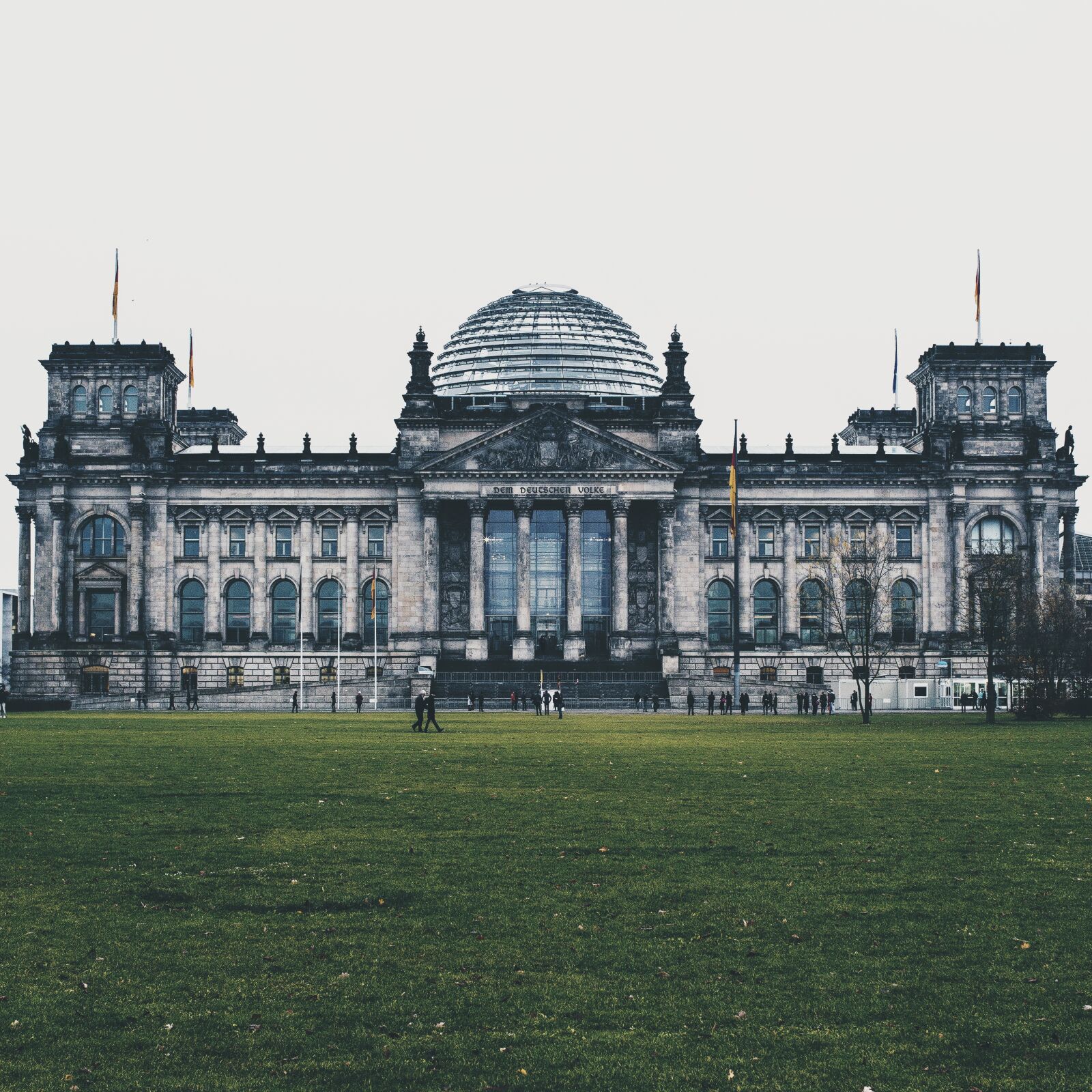 Canon EF 50mm F1.2L USM sample photo. Reichstag, berlin, germany photography