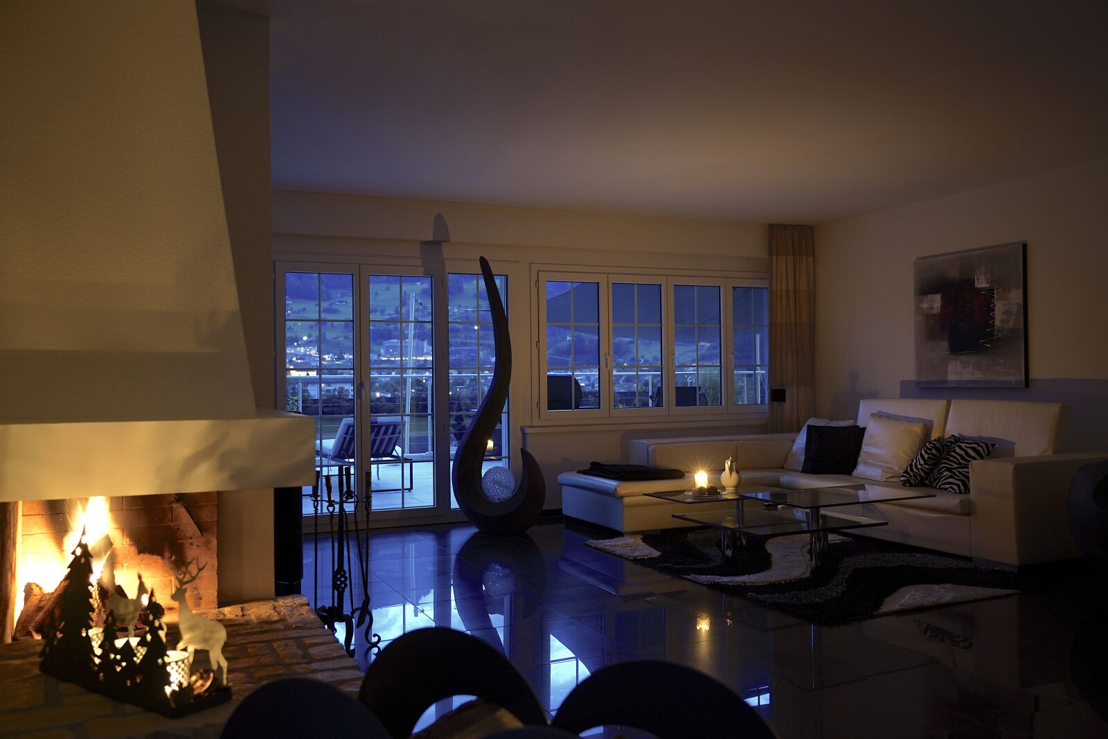 Sony FE 24-105mm F4 G OSS sample photo. Villa, house, architecture photography