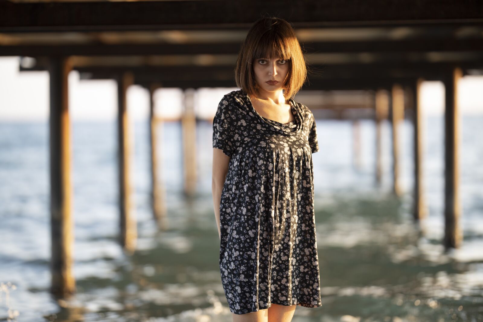 Canon RF 85mm F1.2L USM sample photo. Model, woman, pose photography
