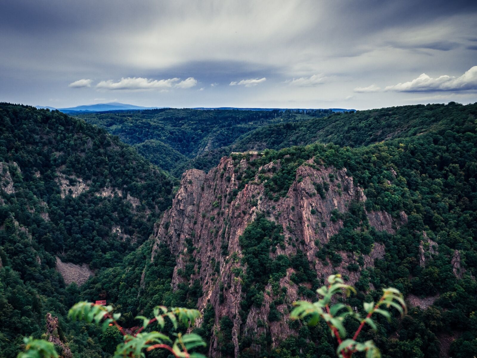 Olympus OM-D E-M10 sample photo. Landscape, sky, nature photography