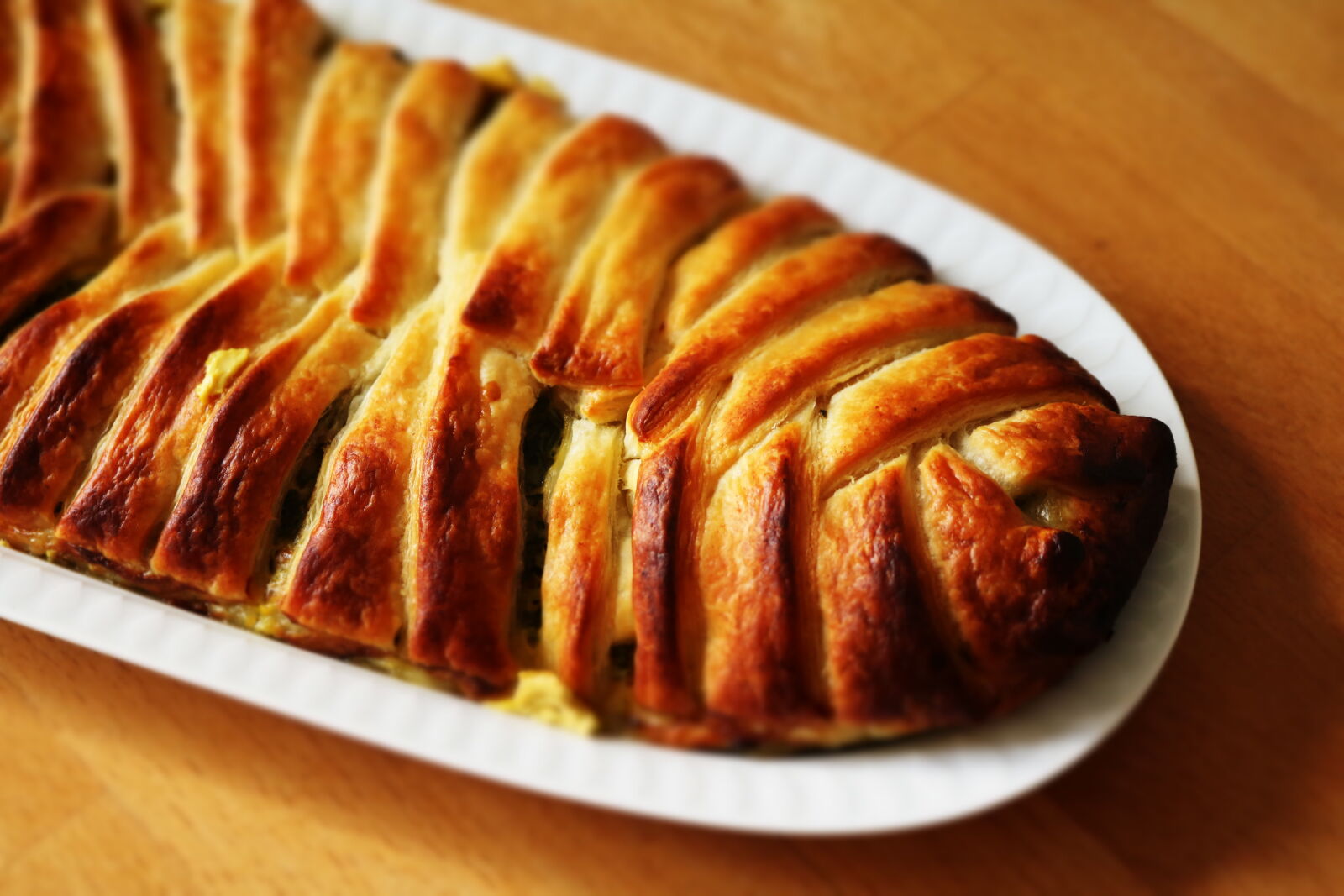 Canon EOS 750D (EOS Rebel T6i / EOS Kiss X8i) sample photo. Sliced, french, bread photography