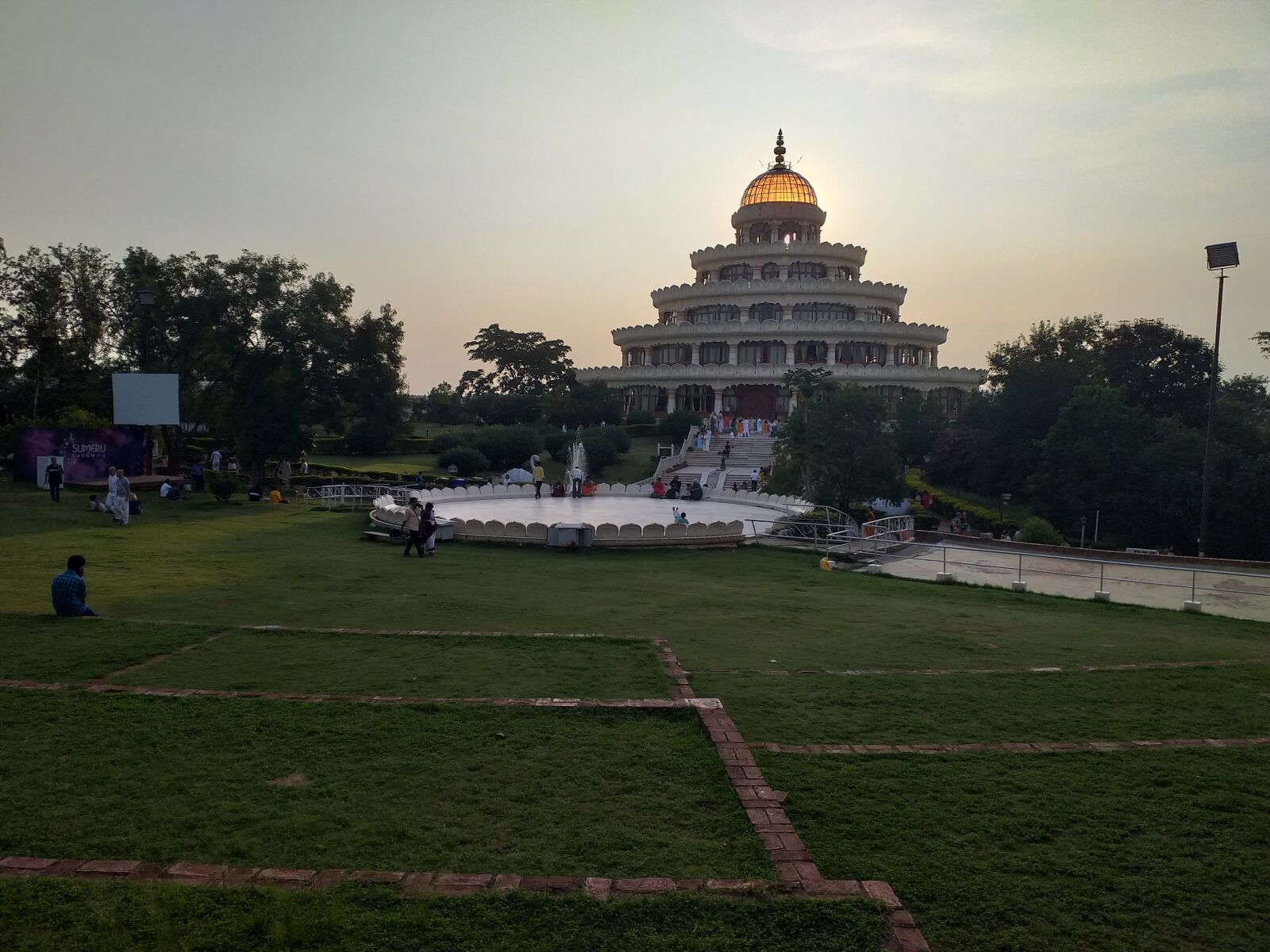 Samsung Galaxy J4+ sample photo. Spiritual, art of living photography