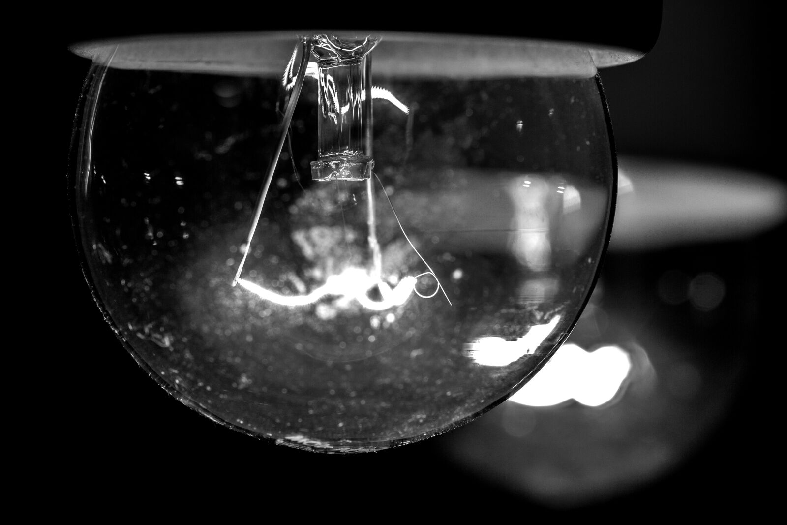 Canon EOS 7D sample photo. Incandescence, light, reflection photography