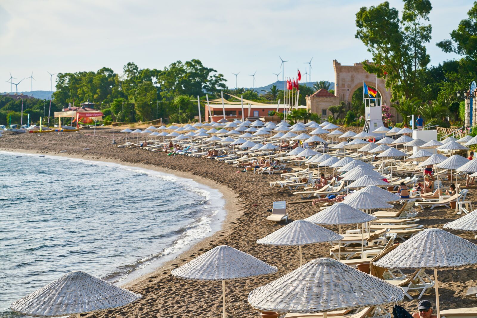 Sony a7R II sample photo. Landscape, beach, hotel photography