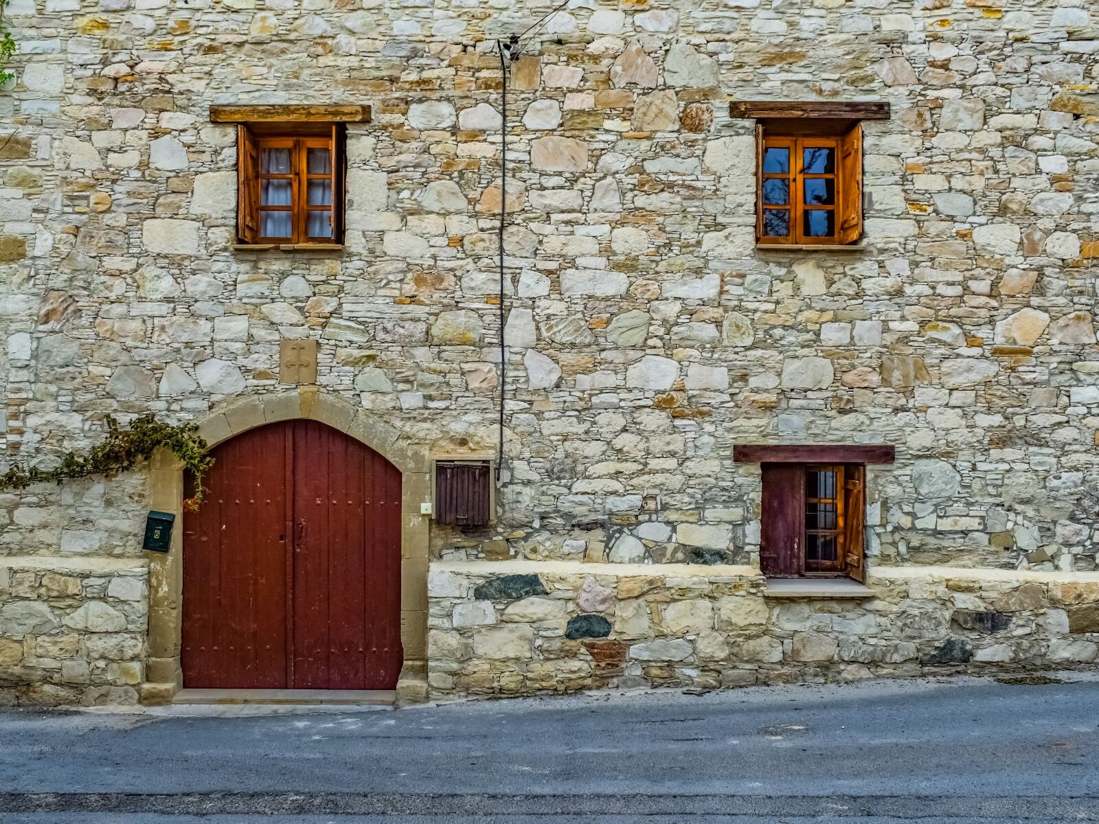 Nikon D3300 sample photo. Architecture, door, house photography