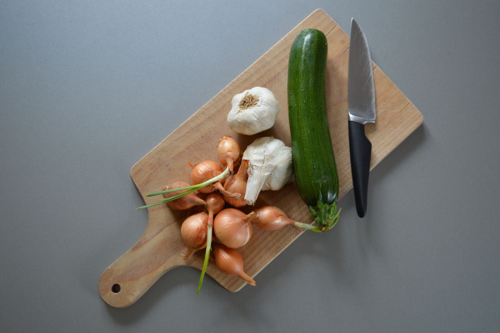 Nikon D3200 sample photo. Food, onions, garlic photography