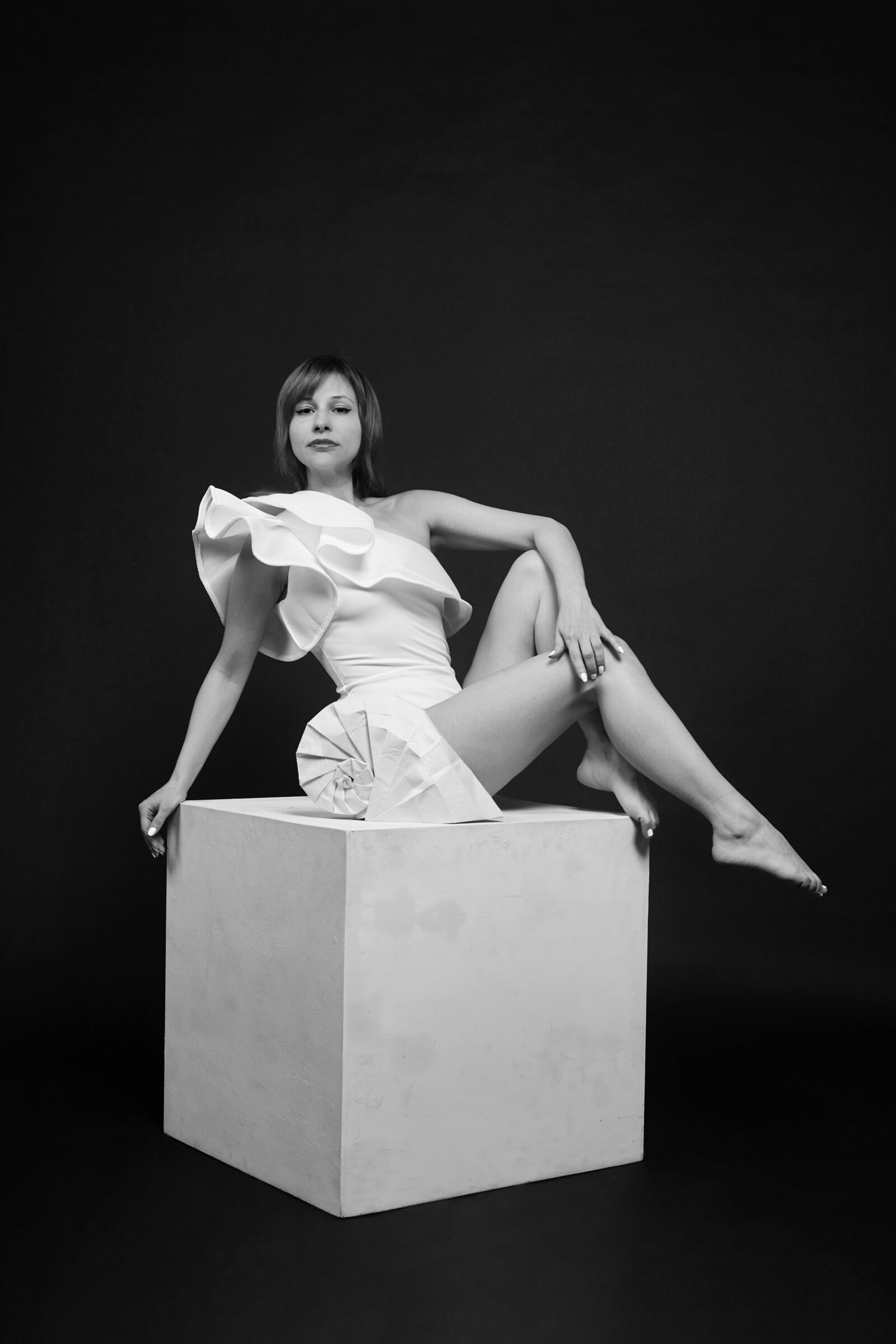 Canon EOS 5D Mark II sample photo. Cube, model, origami photography