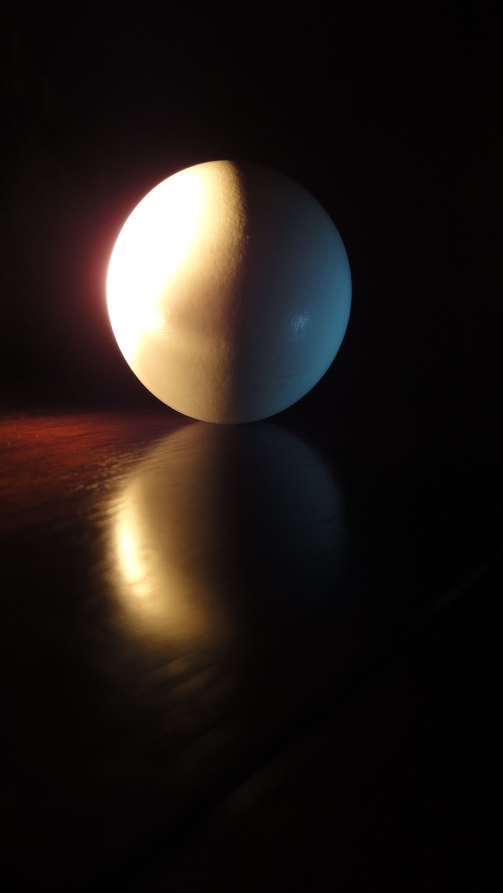Sony Cyber-shot DSC-WX1 sample photo. Ball, egg, shape photography