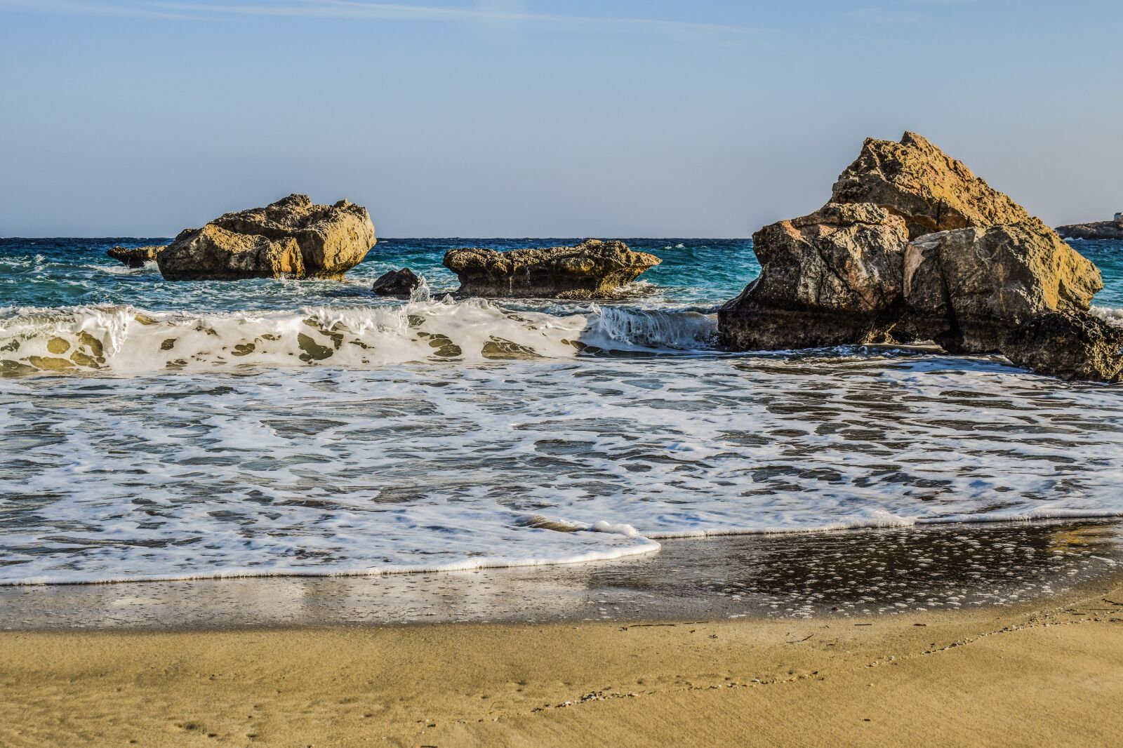 Nikon D3300 sample photo. Cove, sea, waves photography