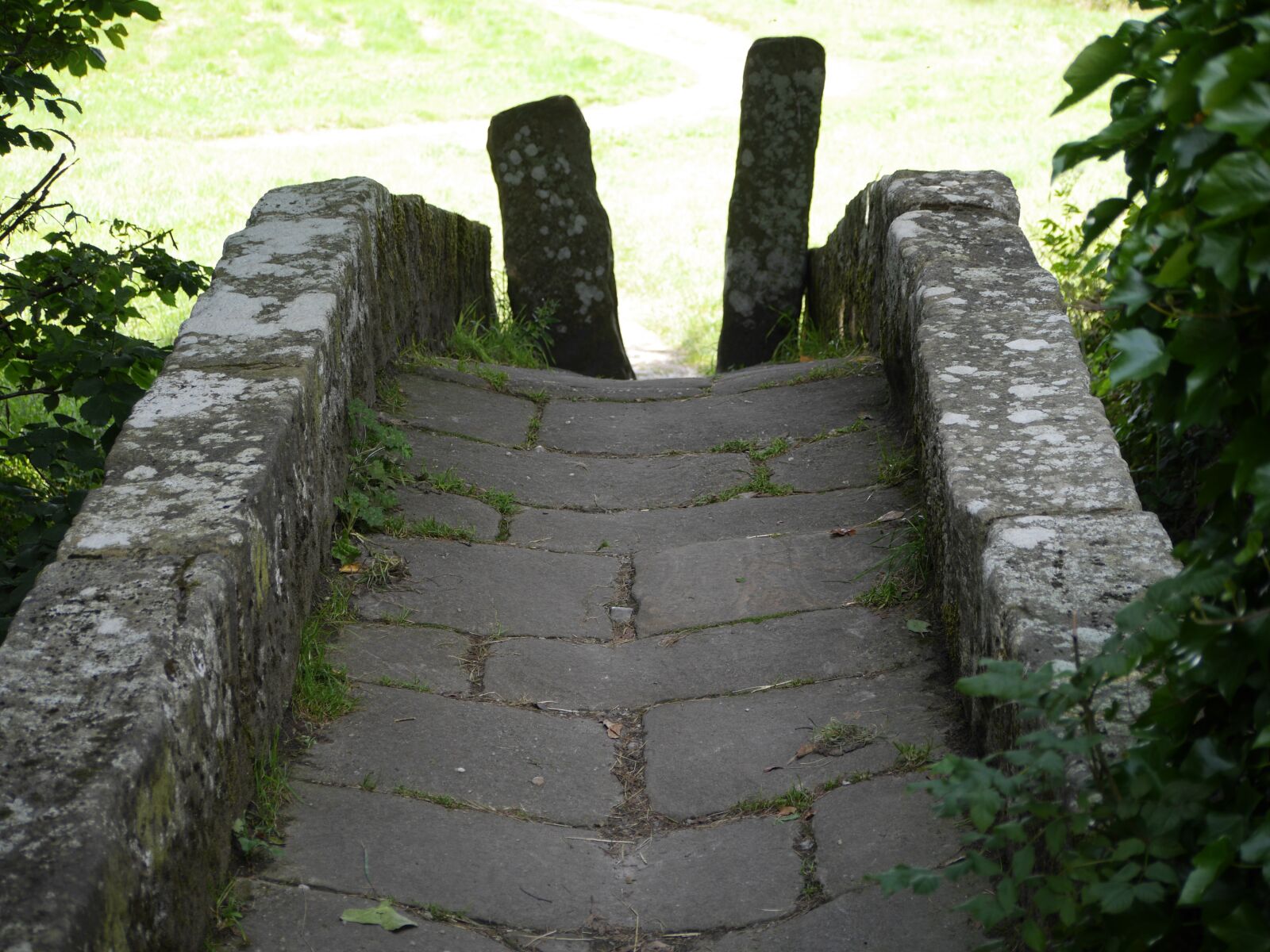 Panasonic Lumix DMC-GH3 sample photo. Bridge, stone, stile photography