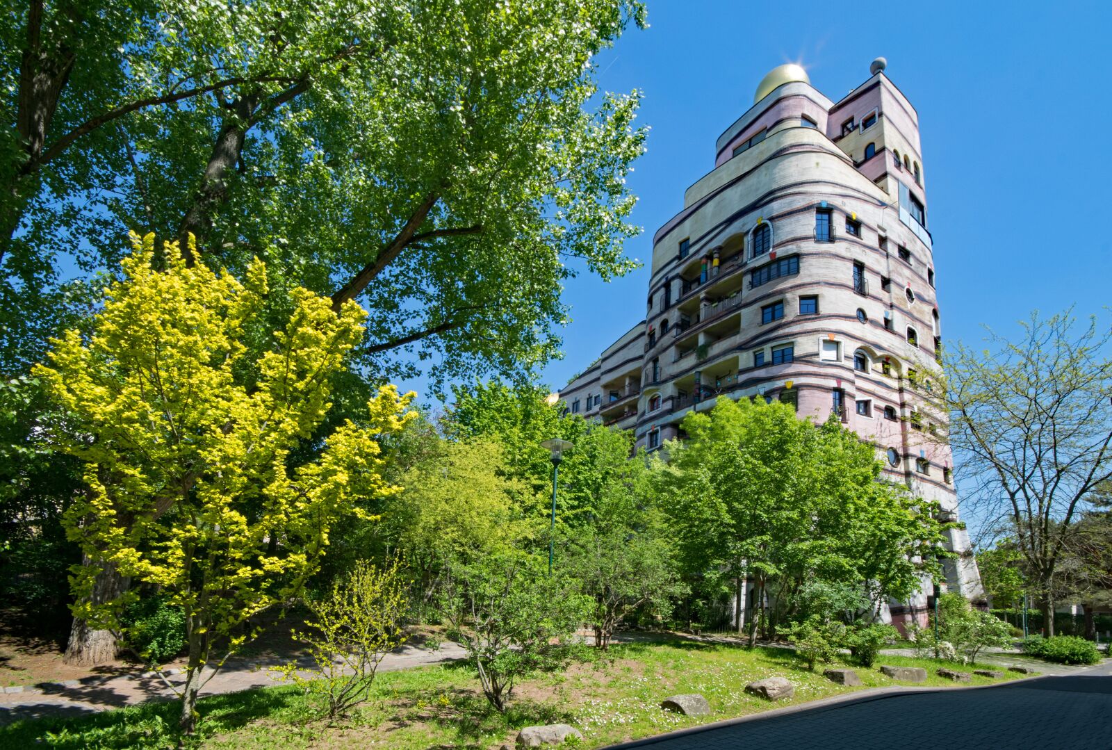 Nikon D5300 sample photo. Forest spiral, hundertwasser house photography