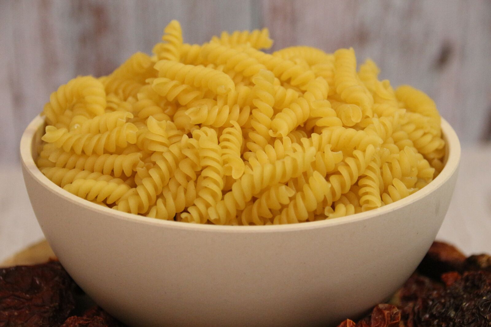 Canon EOS 700D (EOS Rebel T5i / EOS Kiss X7i) sample photo. Noodles, delicious, food photography