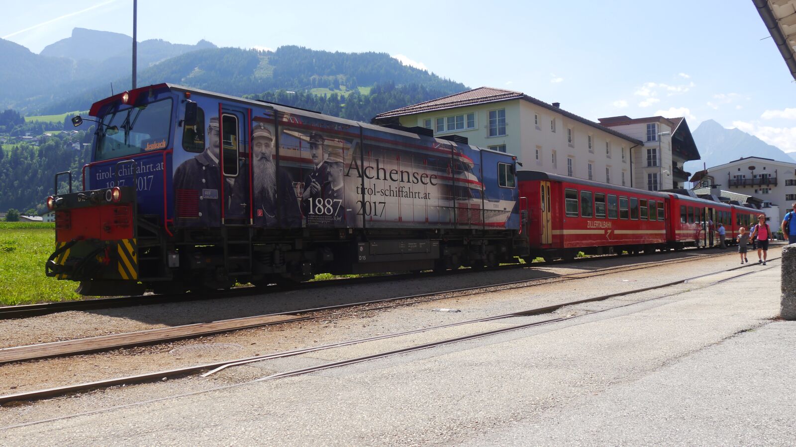 Panasonic Lumix DMC-G5 sample photo. Train, steam train, train photography