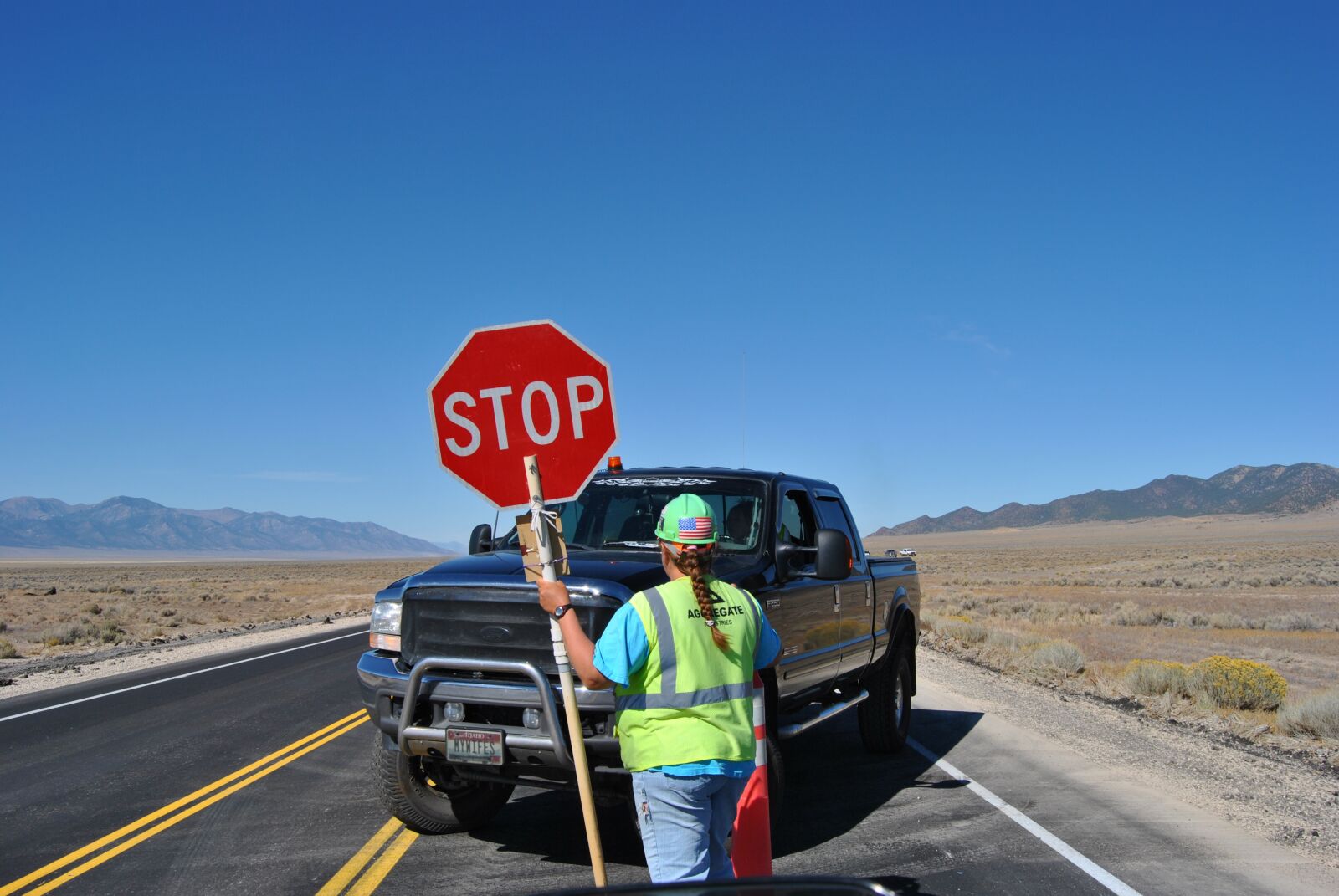 Nikon D3000 sample photo. Stop, shield, desert photography