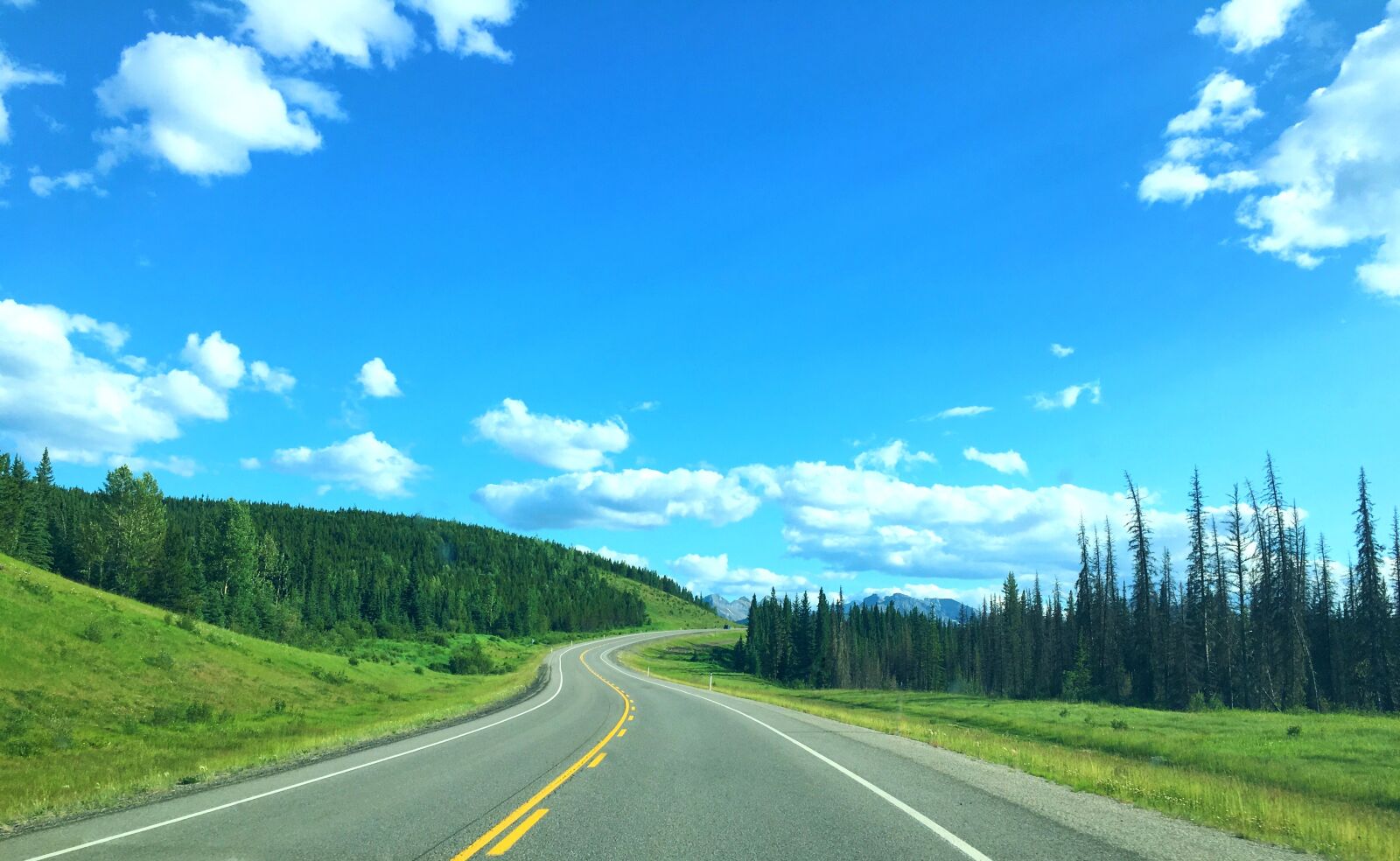 Apple iPhone 6s sample photo. Alberta, road, canada photography