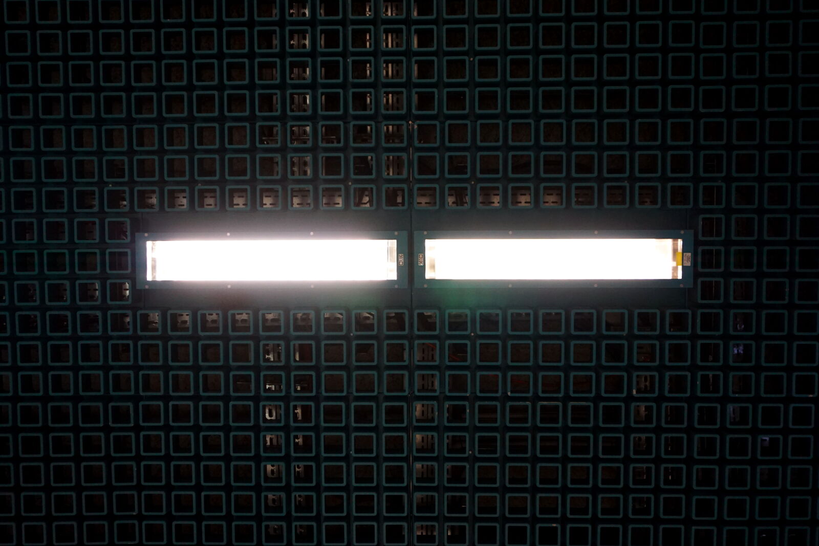 Sony a6000 sample photo. Green, light, lights, underground photography