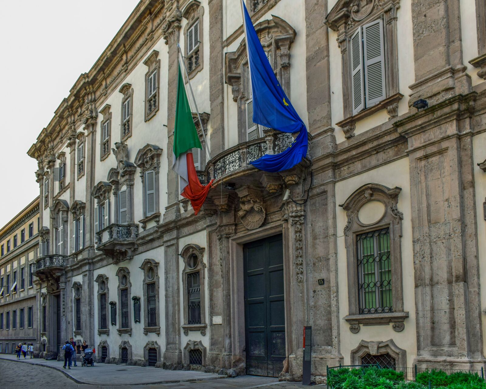 Nikon D3300 sample photo. Milano, italy, street photography
