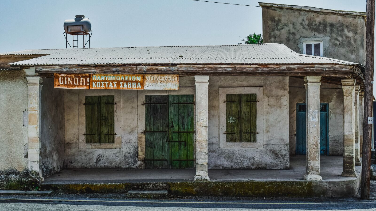 Nikon D3300 sample photo. Shop, old, abandoned photography