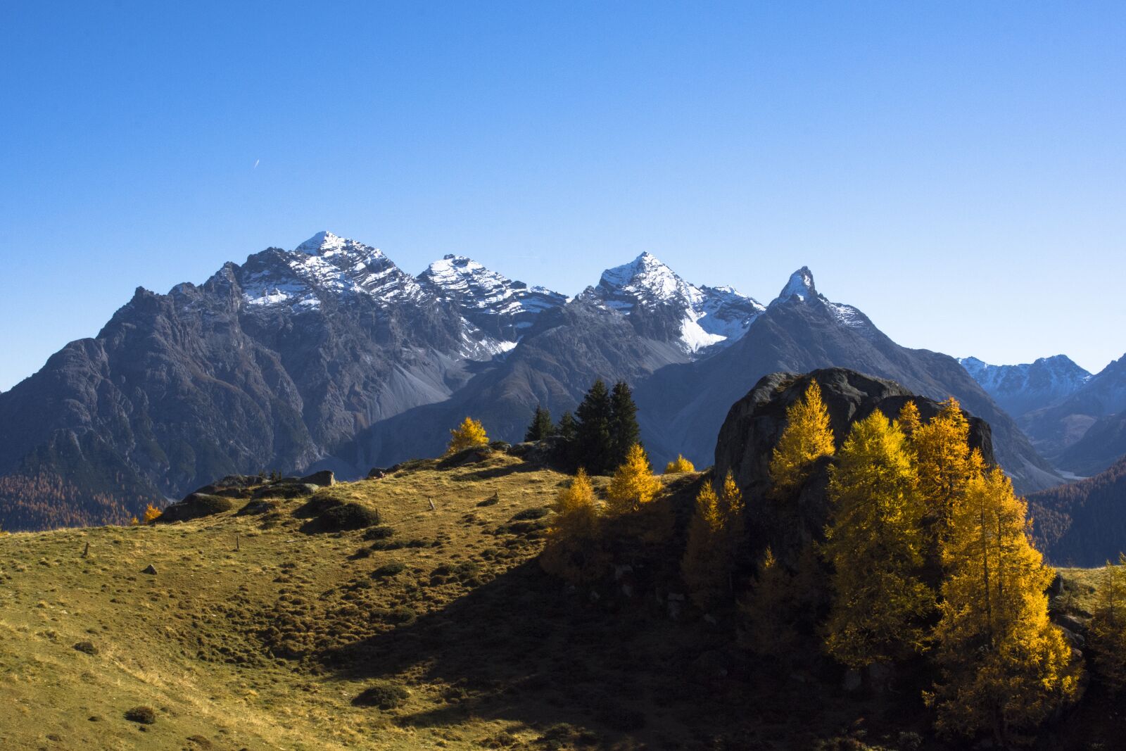 Nikon D7200 sample photo. Mountains, autumn, alpine photography