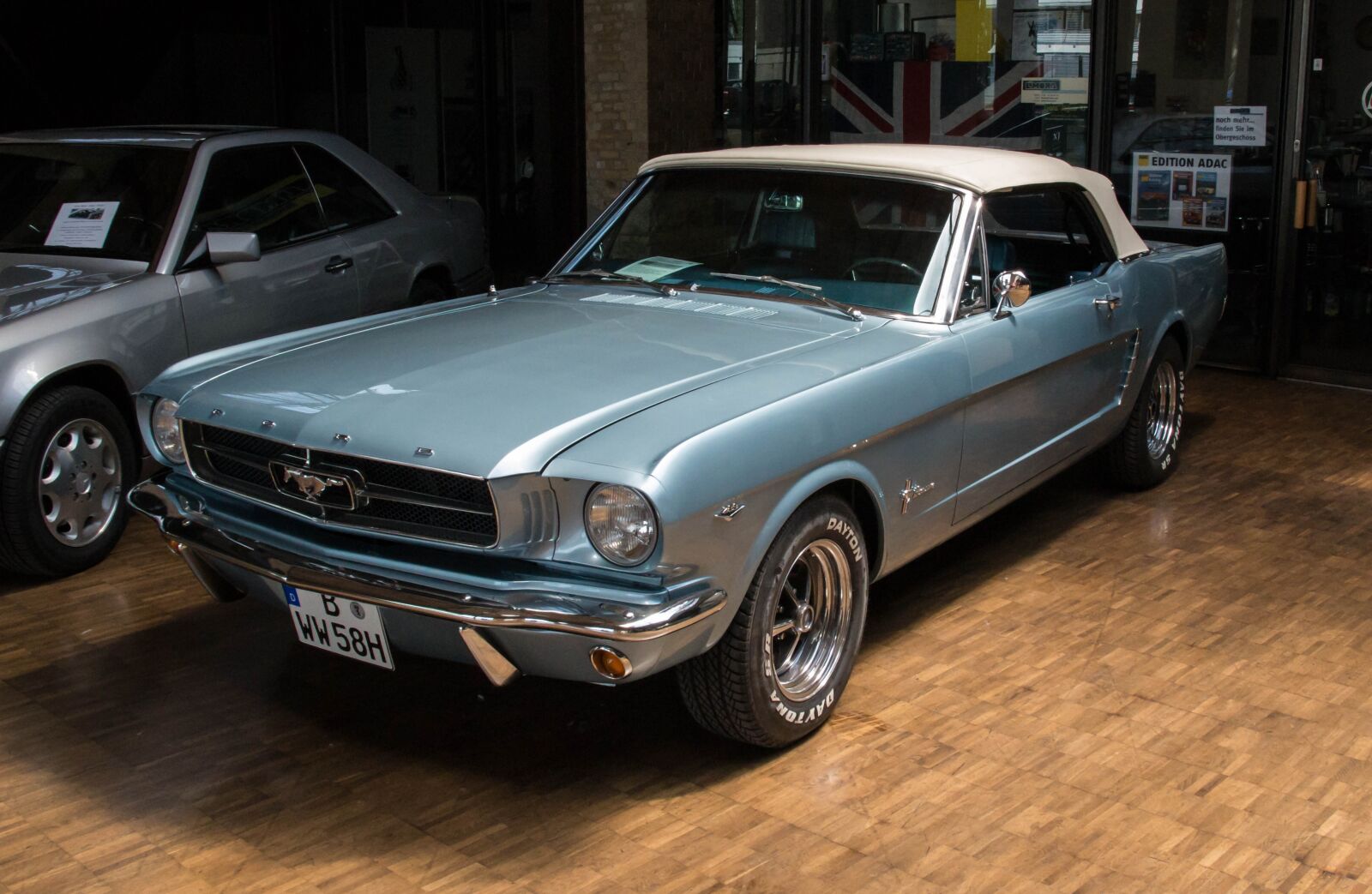 Pentax K-50 sample photo. Auto, vehicle, classic photography