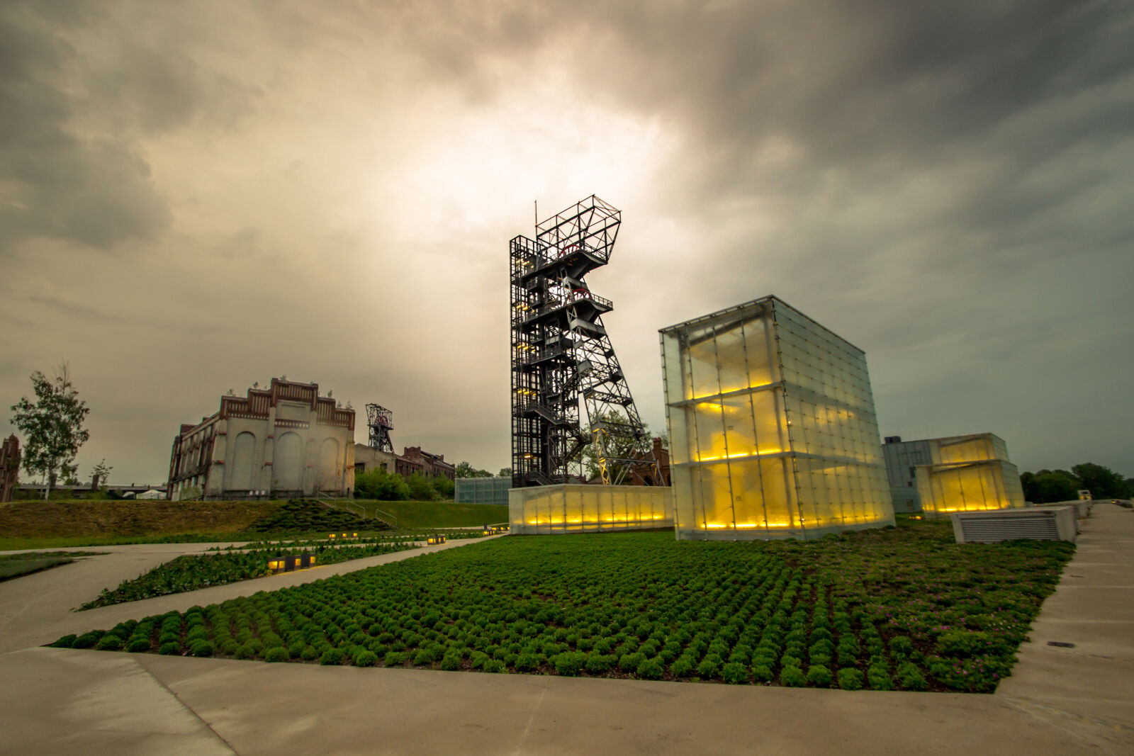 Canon EOS 600D (Rebel EOS T3i / EOS Kiss X5) sample photo. Katowice, museum, silesia photography