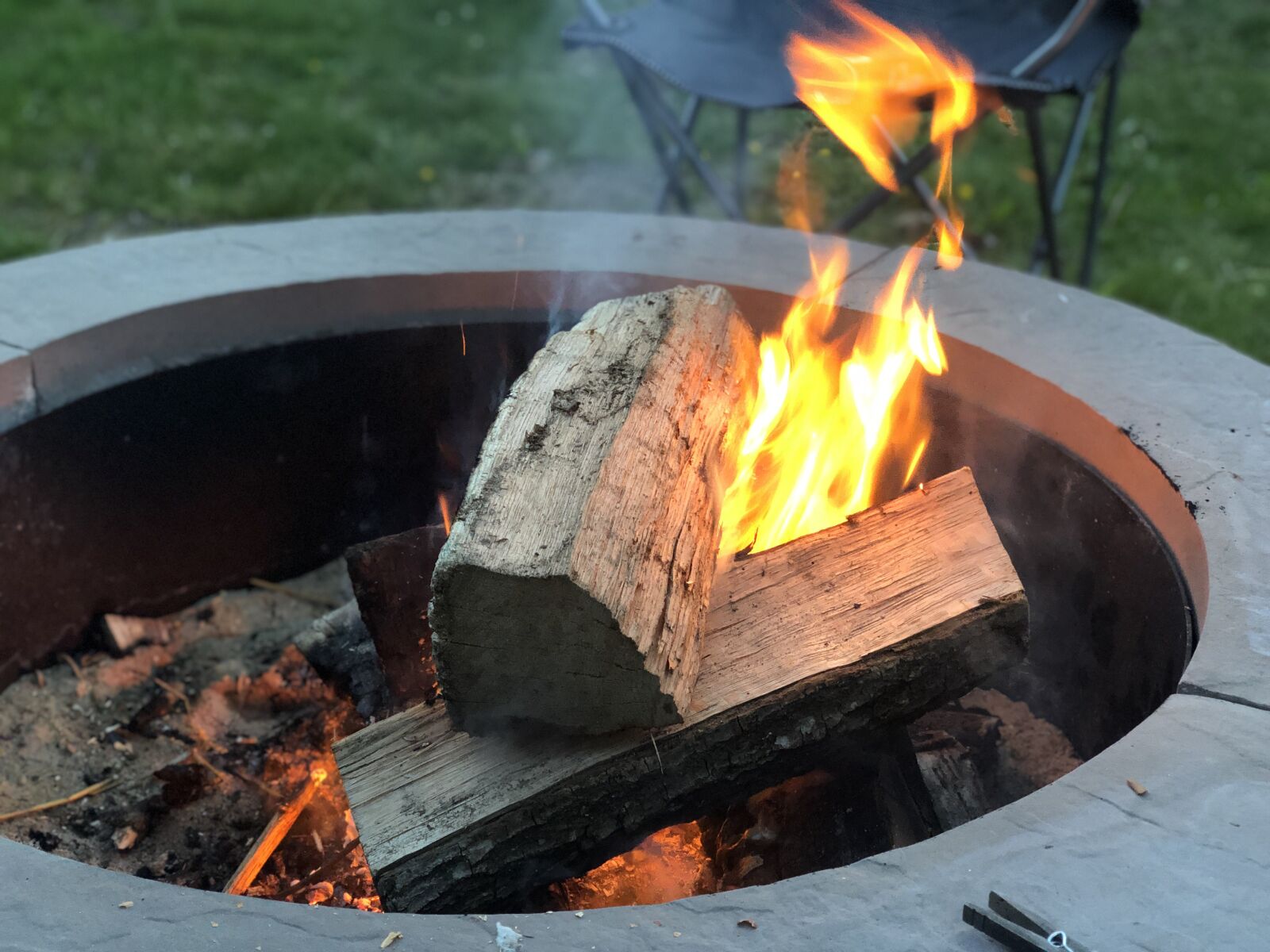 iPhone X back dual camera 6mm f/2.4 sample photo. Fire, fire pit, flame photography
