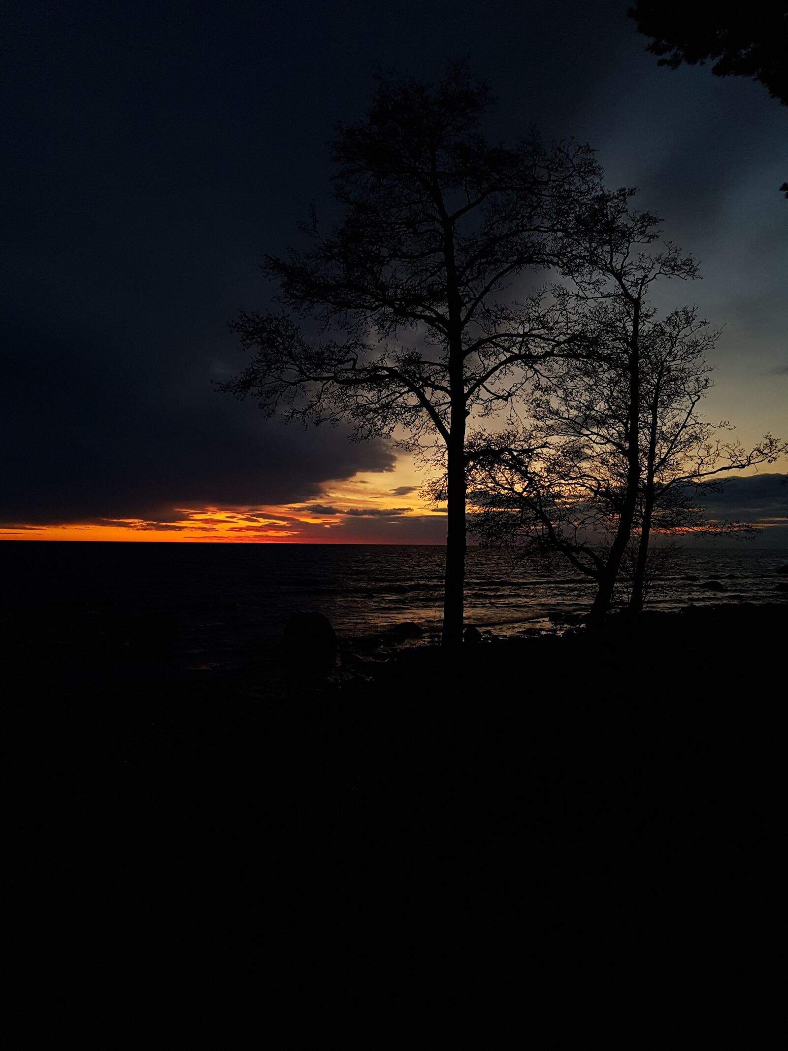 Samsung Galaxy S8 sample photo. Sunset, dark, sun photography