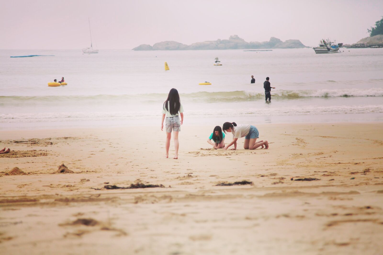 Canon EOS 5D Mark II sample photo. Sea, 상주은모래해변, 엄마와딸 photography