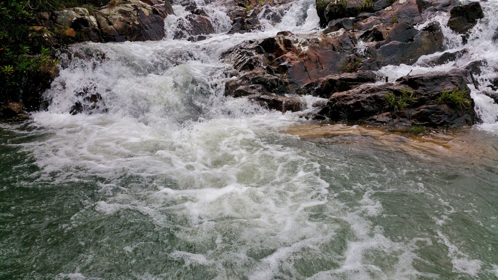 Samsung Galaxy Note4 sample photo. Waterfalls, whitewater, flowing photography