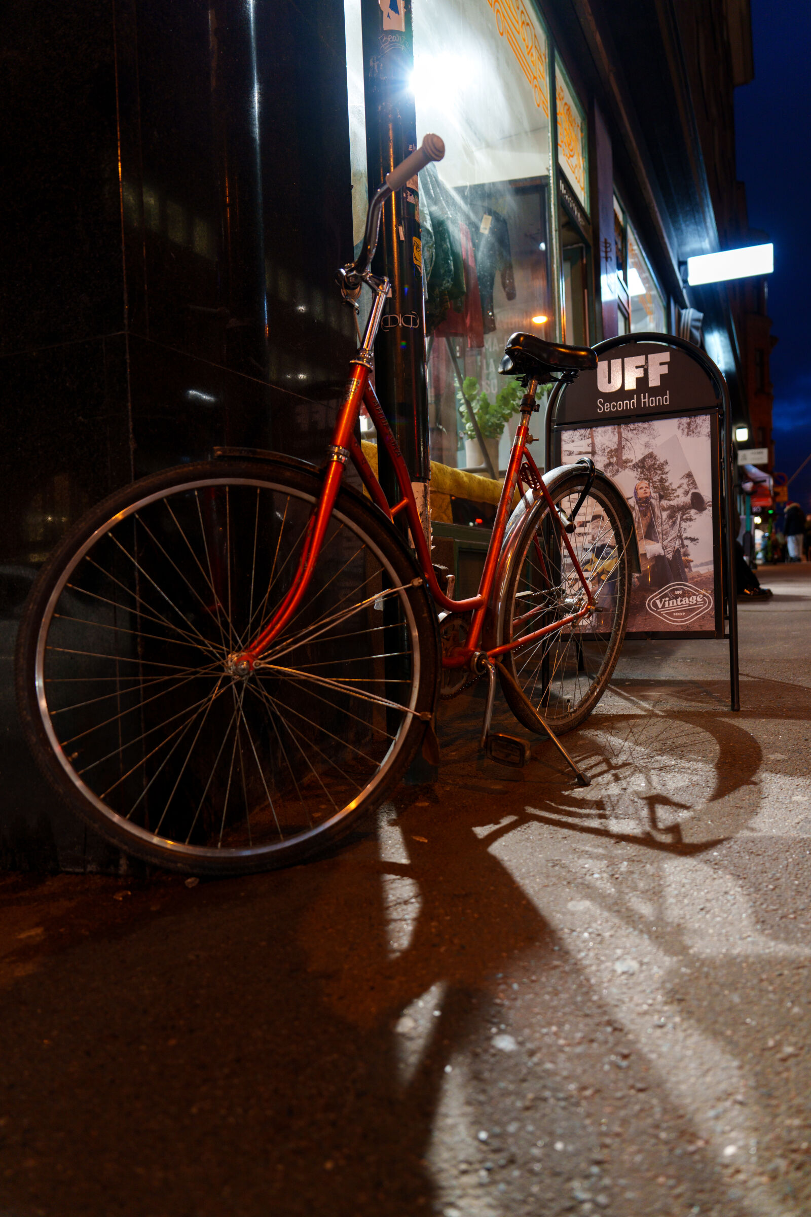 Sony a7R V sample photo. Night bicycle photography