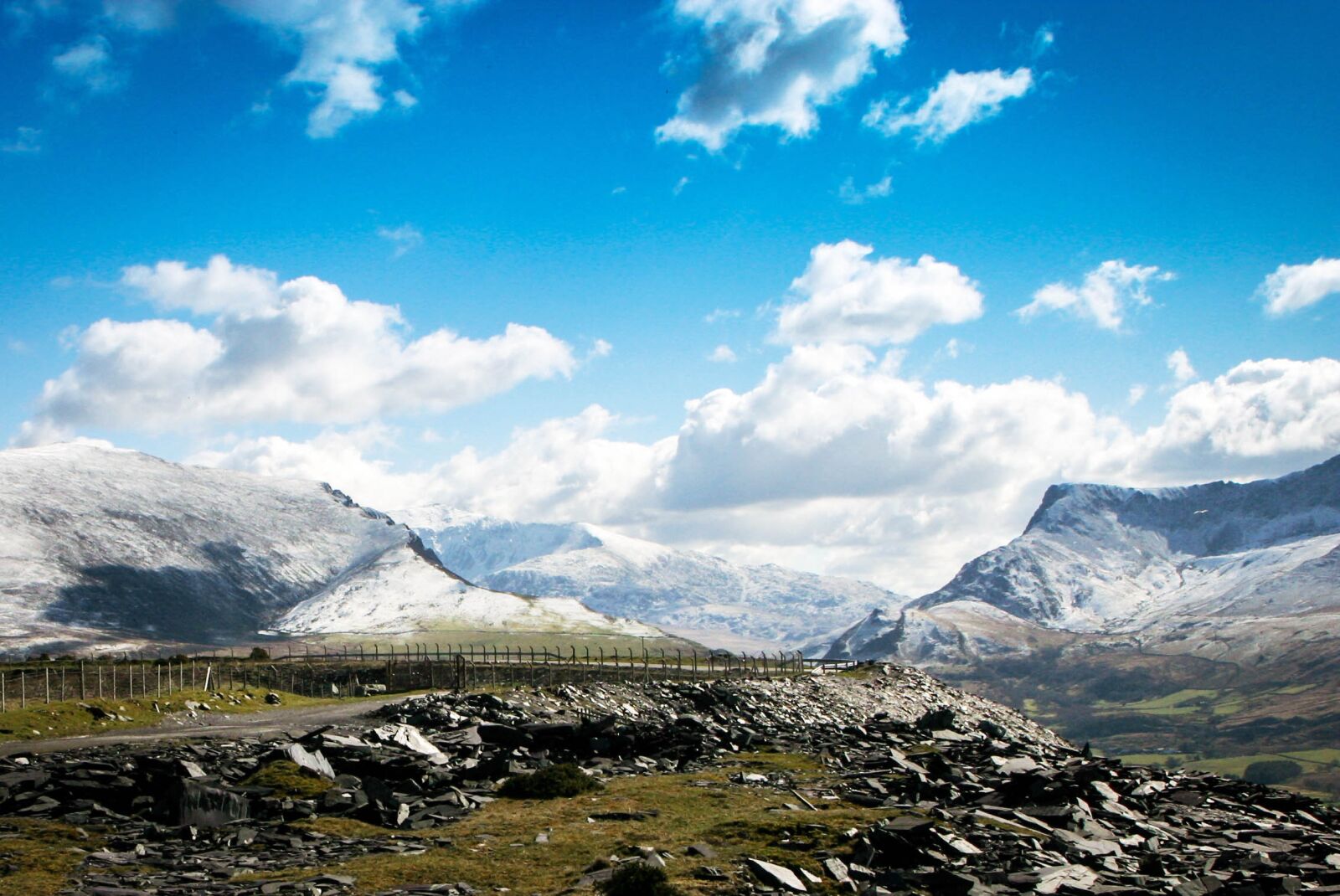 Canon EOS D60 sample photo. Cilgwyn, mountains, snow photography