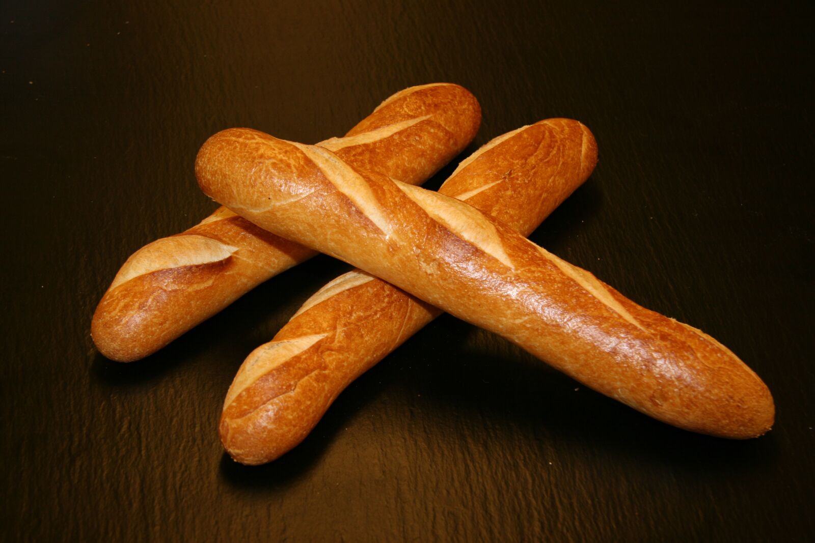 Canon EOS 20D sample photo. Flutes, baker, craft photography