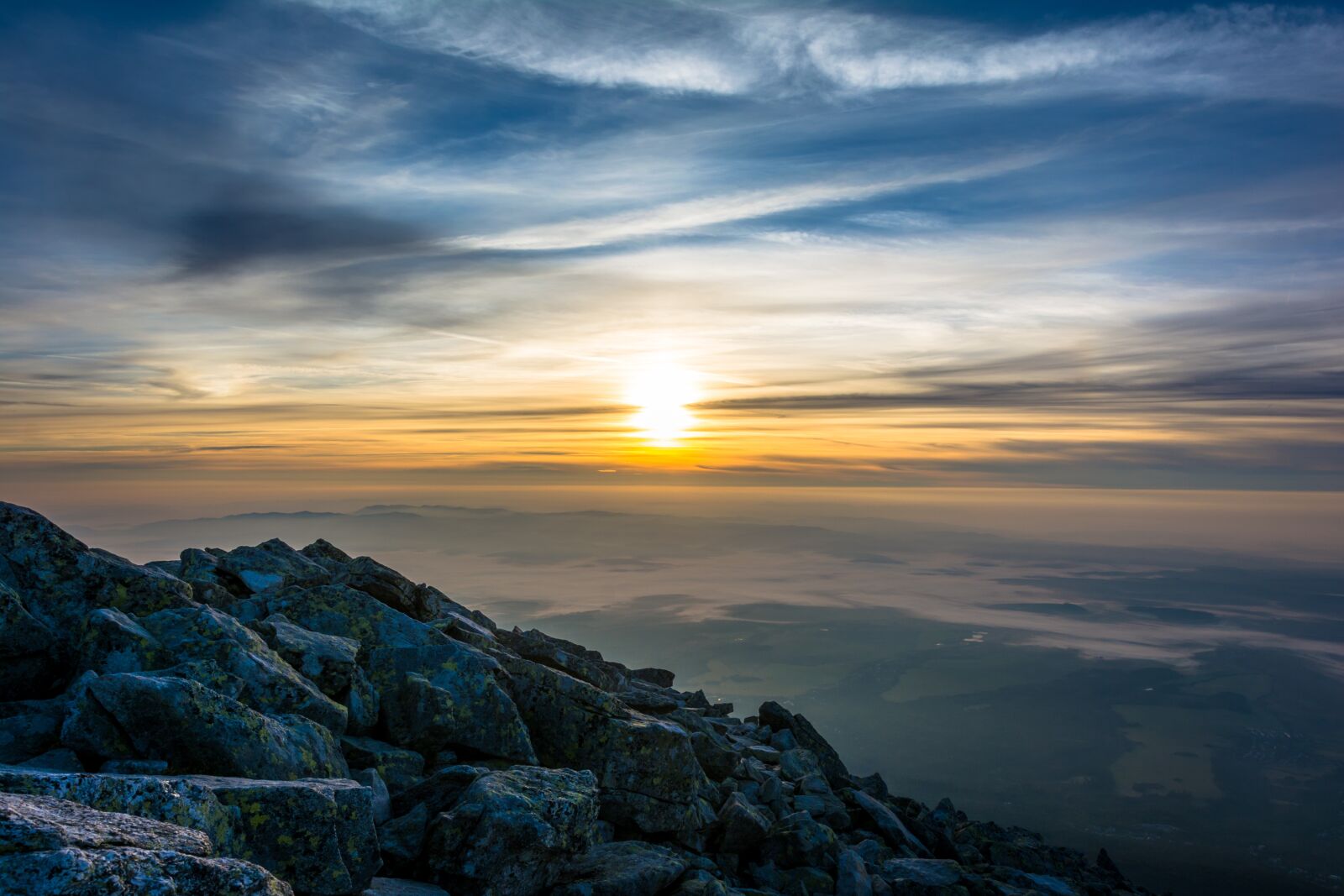 Nikon D5200 sample photo. Sunrise, the sky, mountain photography