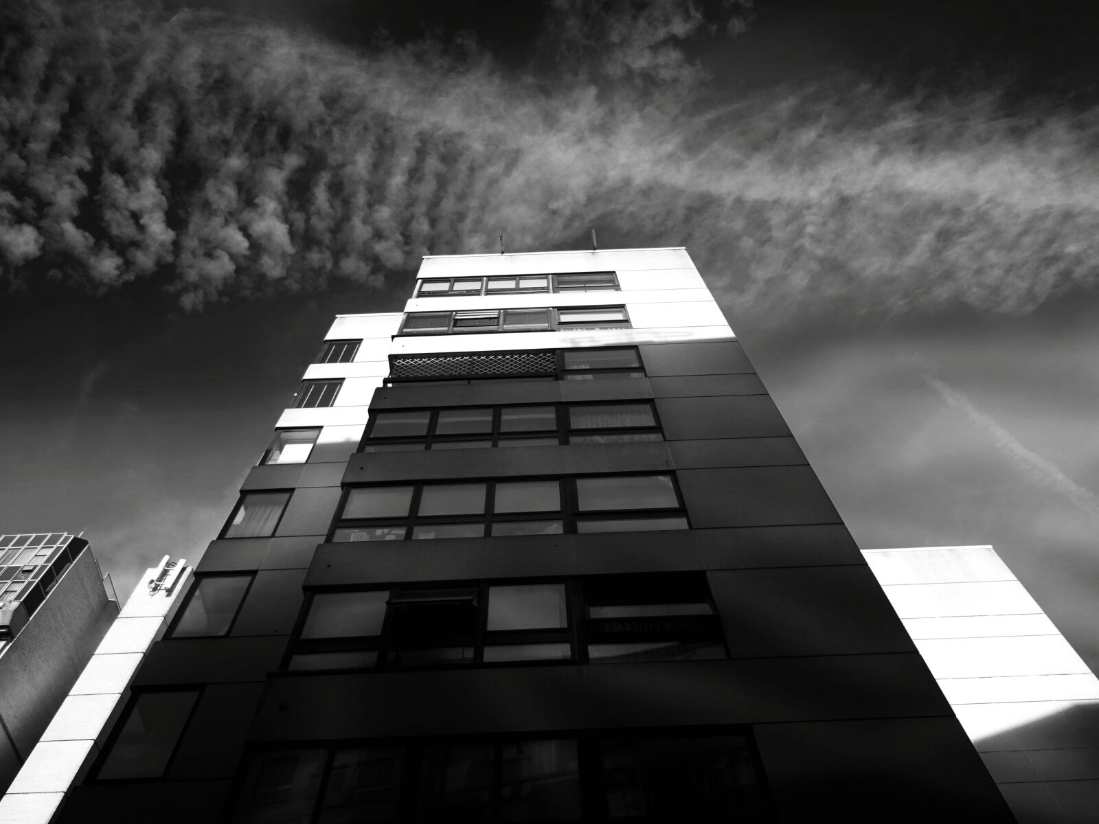Sony DSC-HX60 sample photo. Architectural, design, architecture, black photography