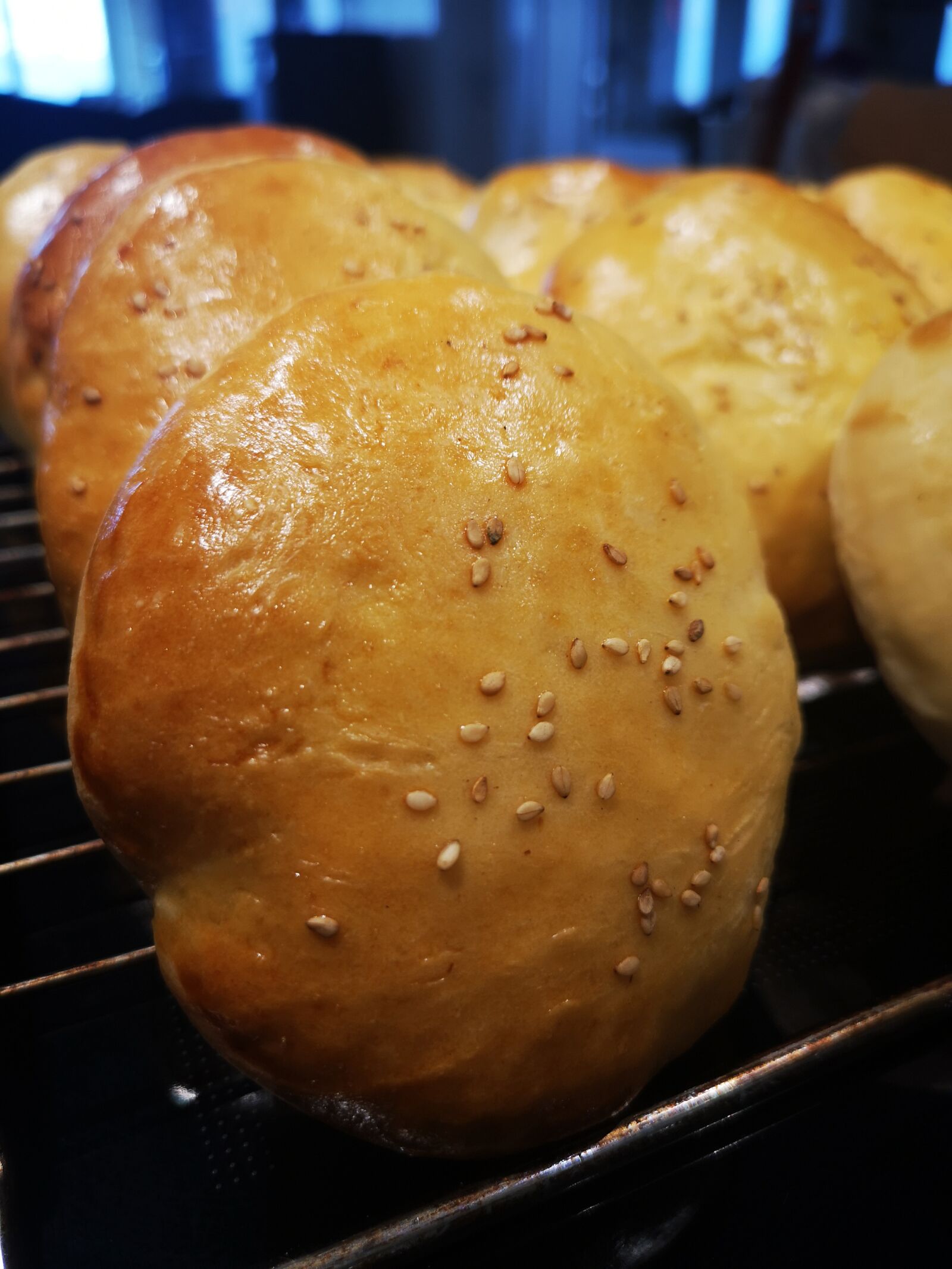 HUAWEI CLT-L29 sample photo. Bread, baking, hamburger photography