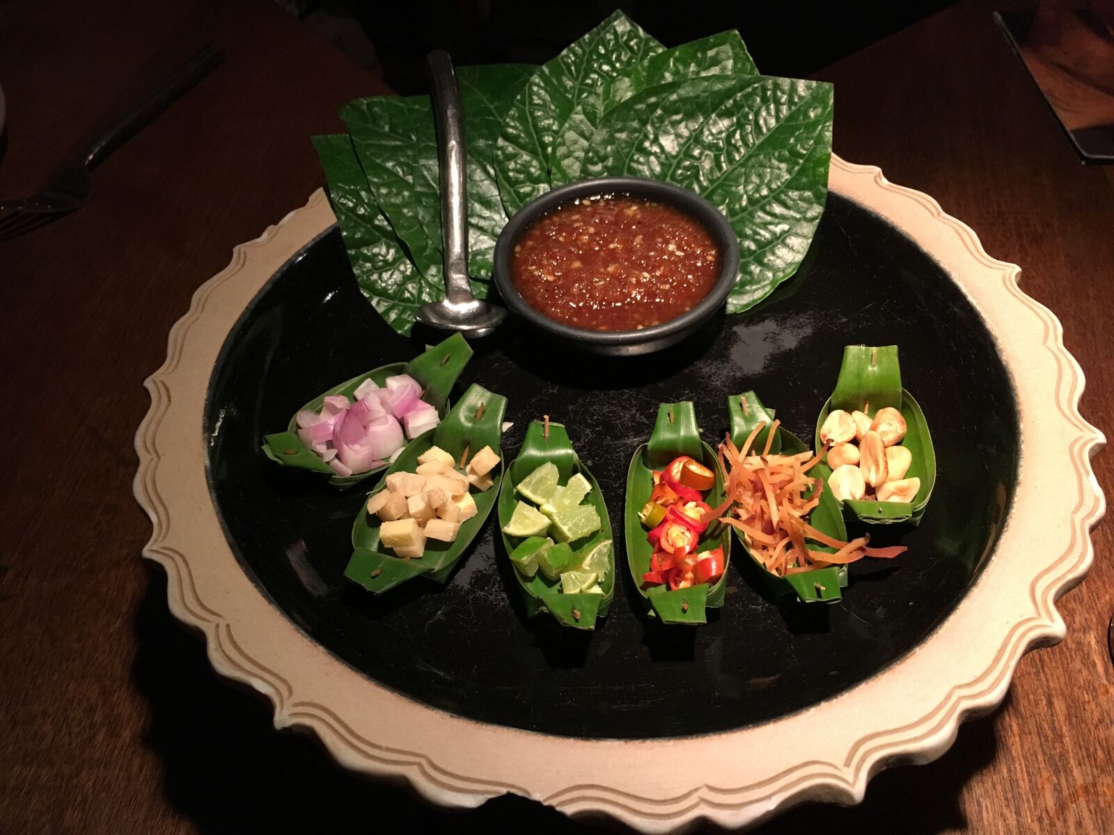 Apple iPhone 6s sample photo. Eat thai, starter, bangkok photography