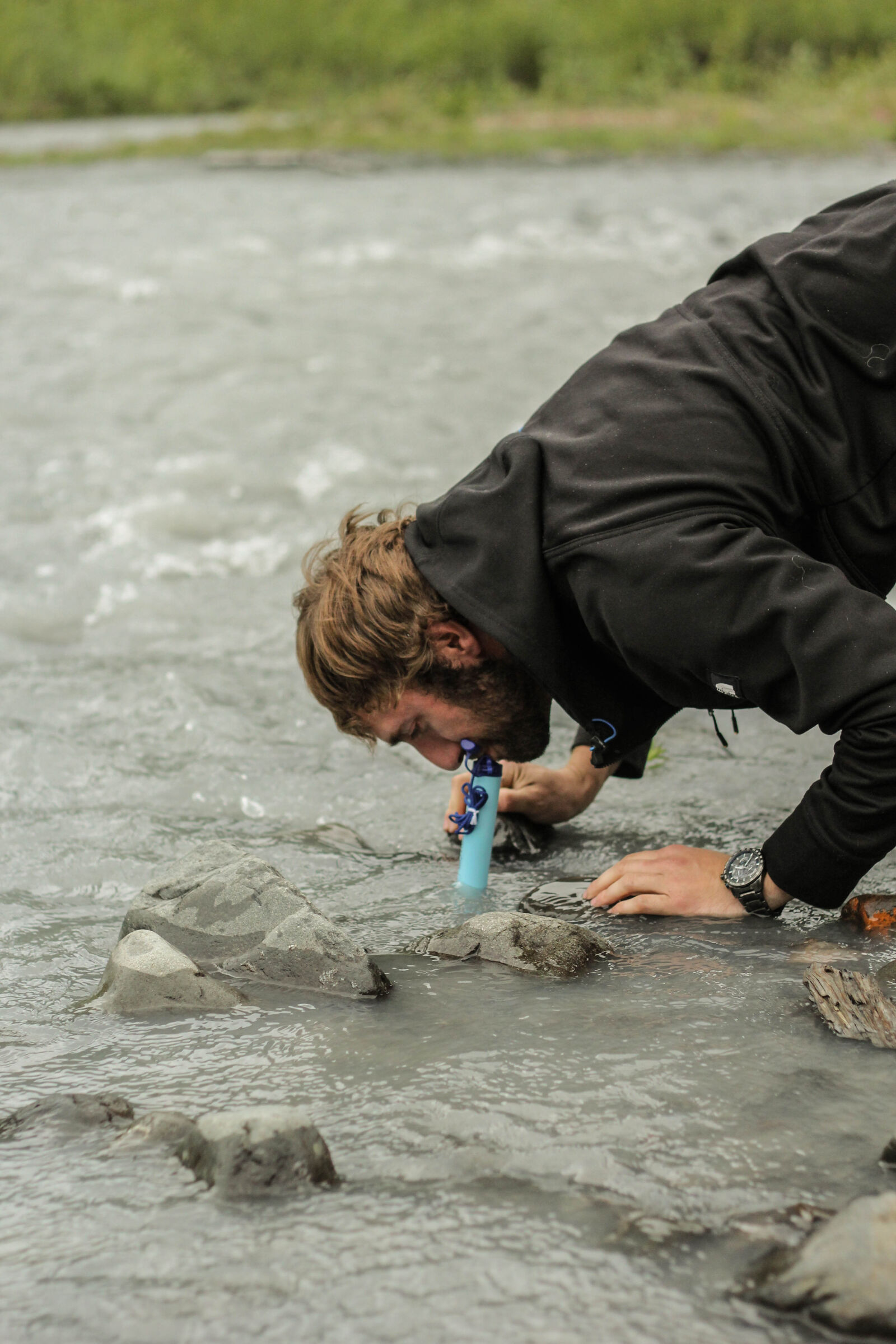 Canon EOS 60D + Canon EF 50mm F1.8 II sample photo. Alaska, alaskan, friend, hiking photography