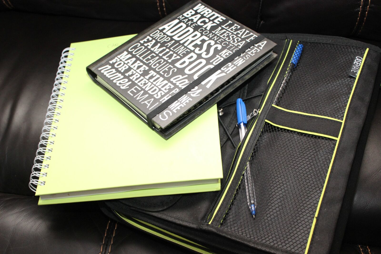 Canon EOS 600D (Rebel EOS T3i / EOS Kiss X5) sample photo. School book, binder, folder photography