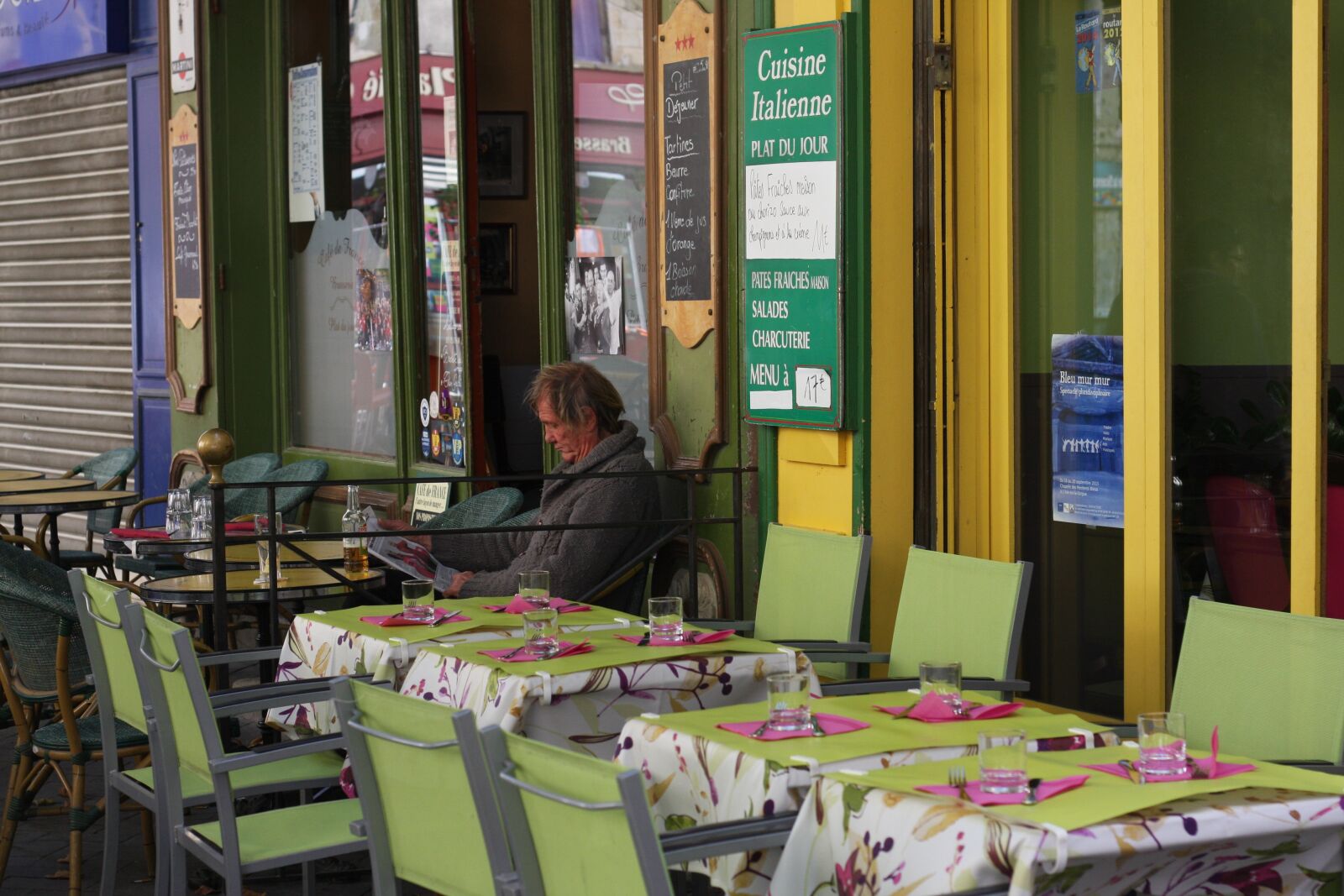 Canon EOS 40D sample photo. Dining, lime green, outdoor photography
