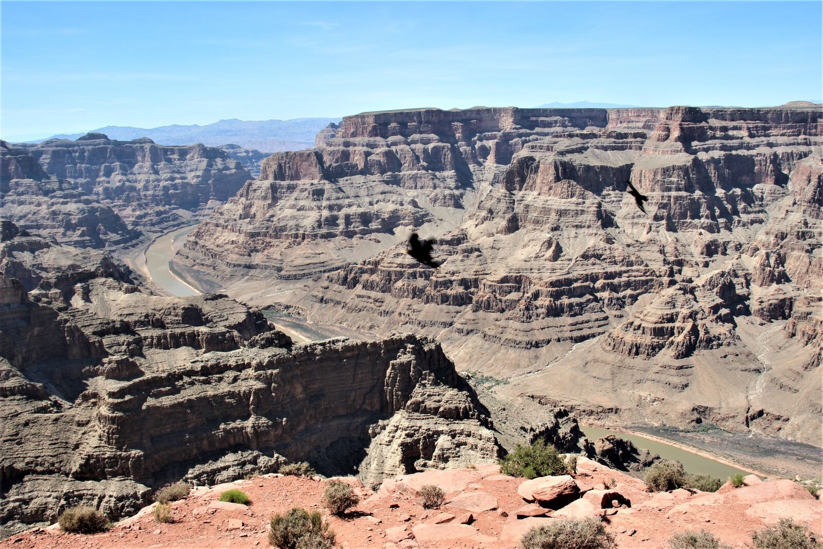 Canon EOS 600D (Rebel EOS T3i / EOS Kiss X5) + Canon EF-S 18-135mm F3.5-5.6 IS STM sample photo. Grand canyon, rock formation photography