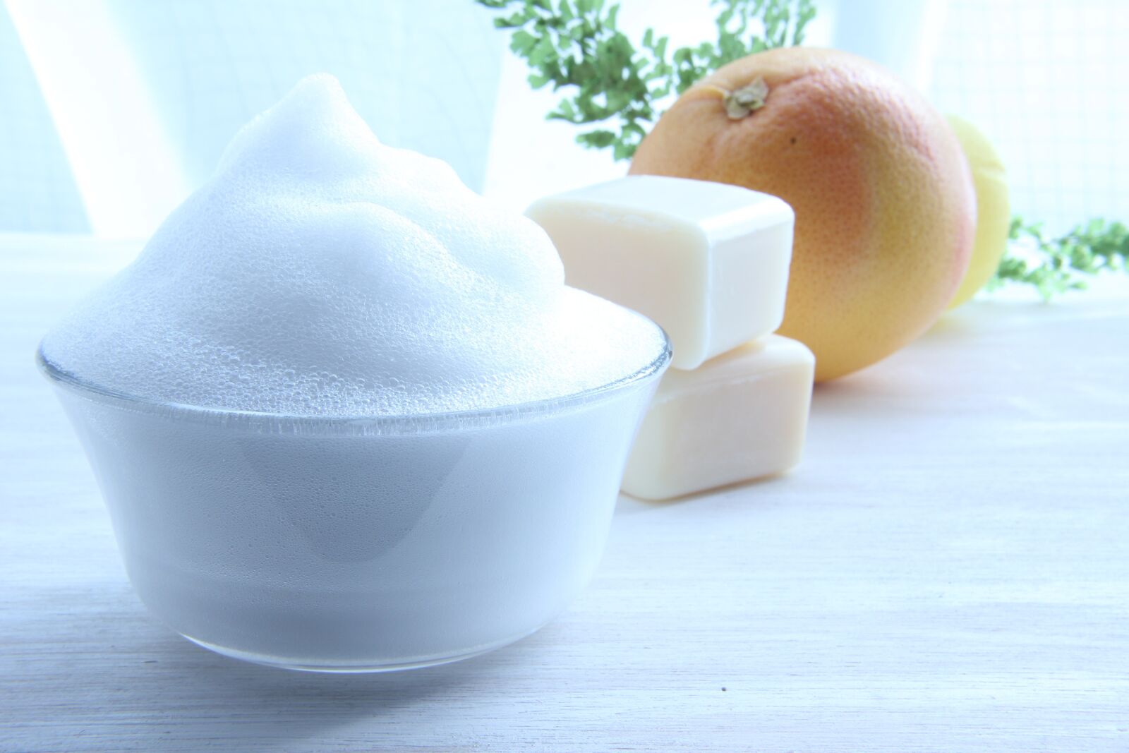 Canon EOS 550D (EOS Rebel T2i / EOS Kiss X4) sample photo. Foam, soap, cleansing photography