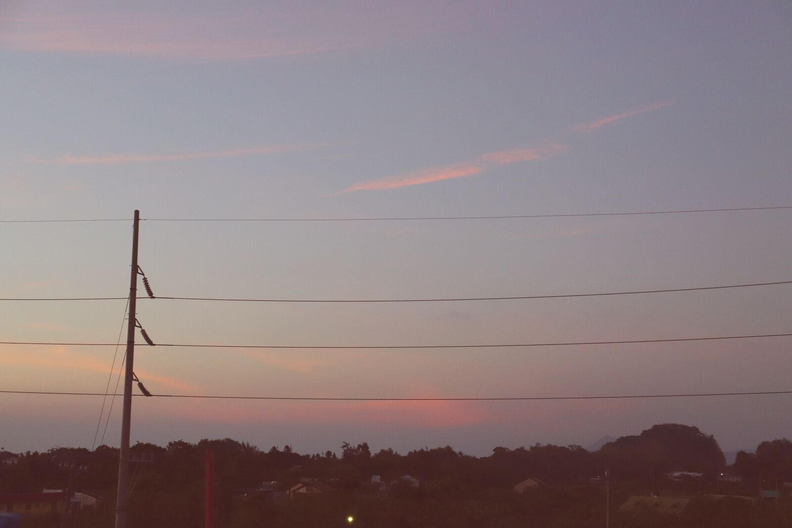 Canon EOS 200D (EOS Rebel SL2 / EOS Kiss X9) sample photo. Sunset, sky, power lines photography